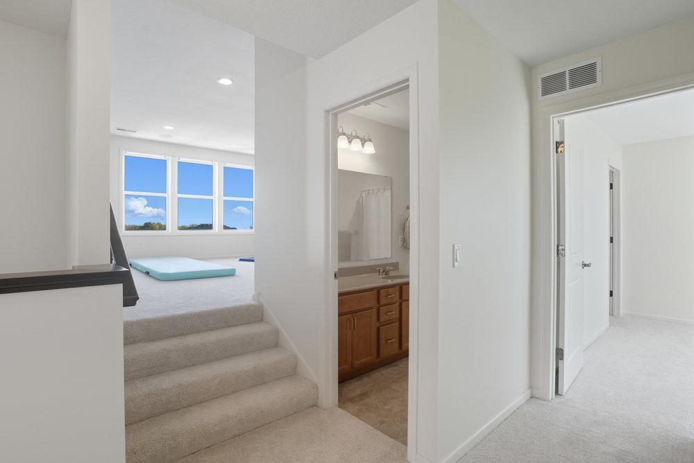 5025 Sandpebble Lane