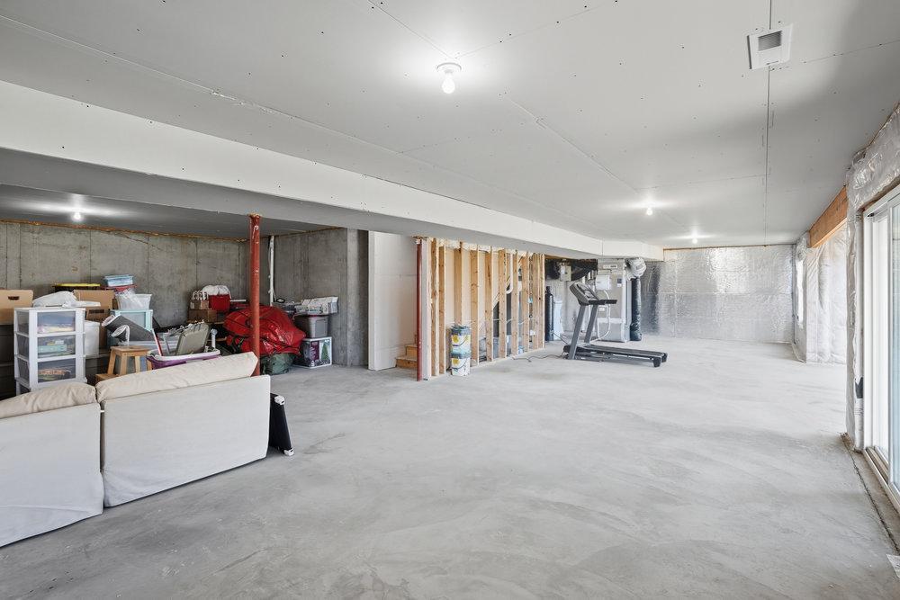 5025 Sandpebble Lane