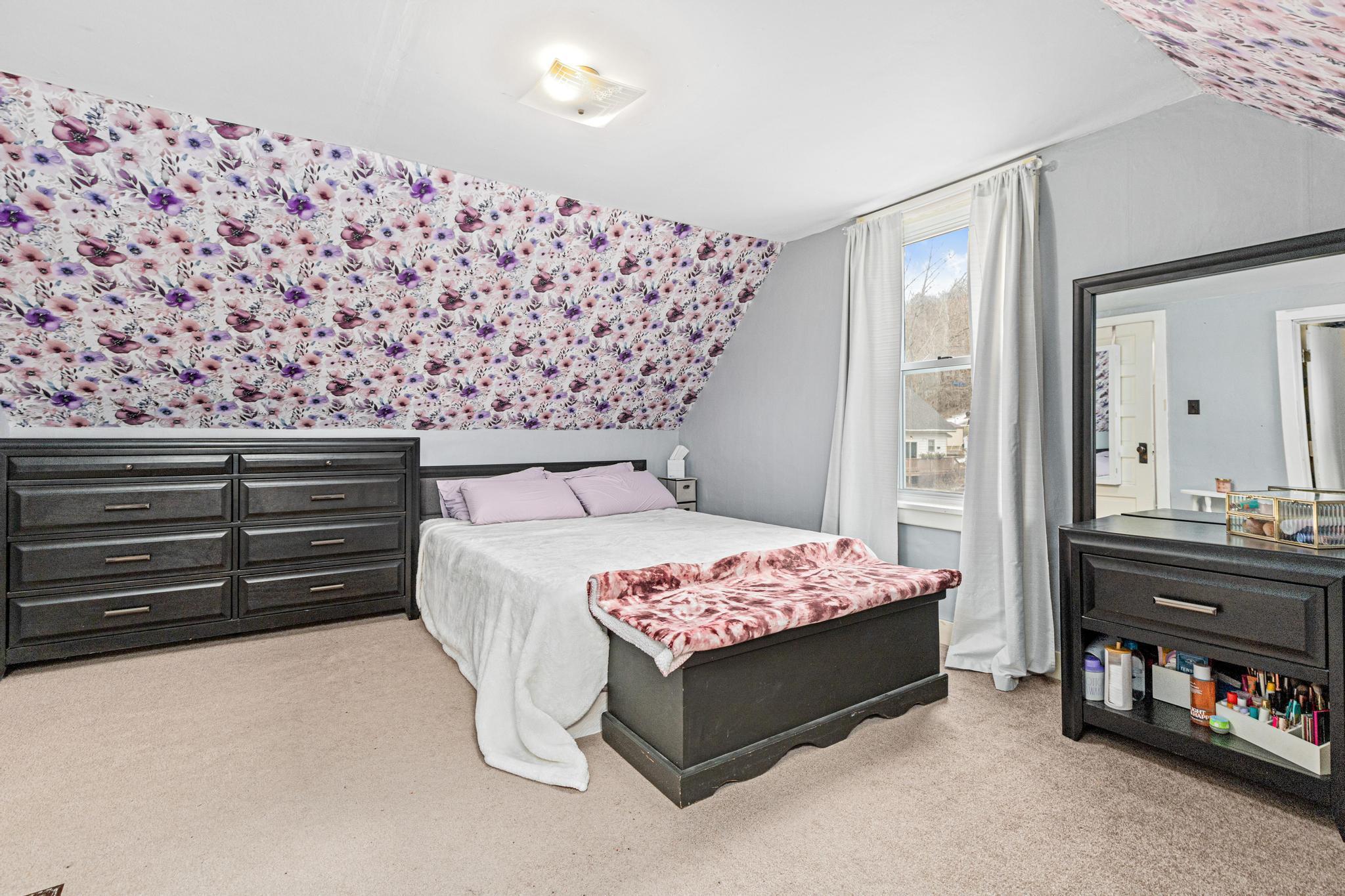 407 N Washington Street