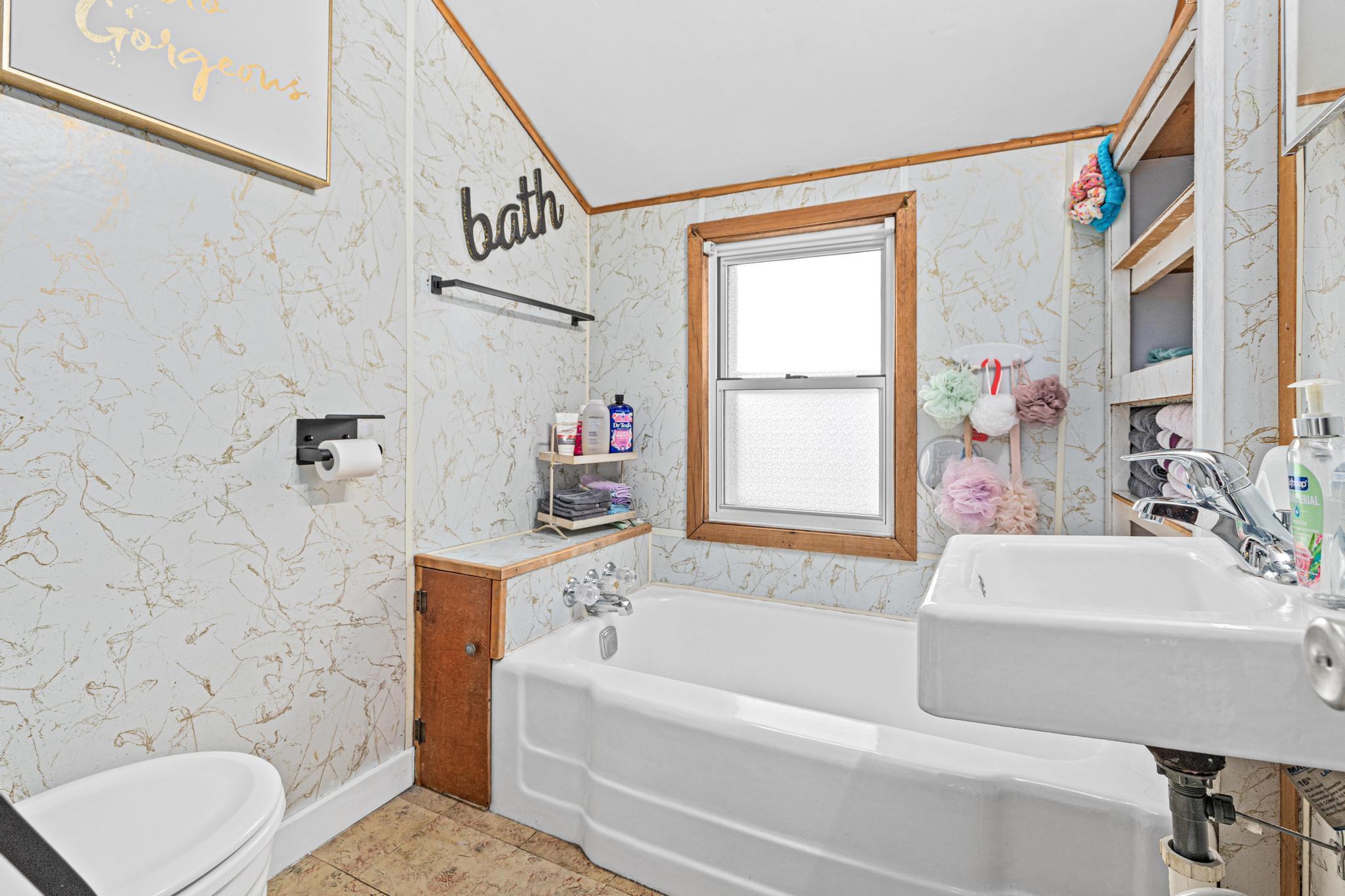 407 N Washington Street