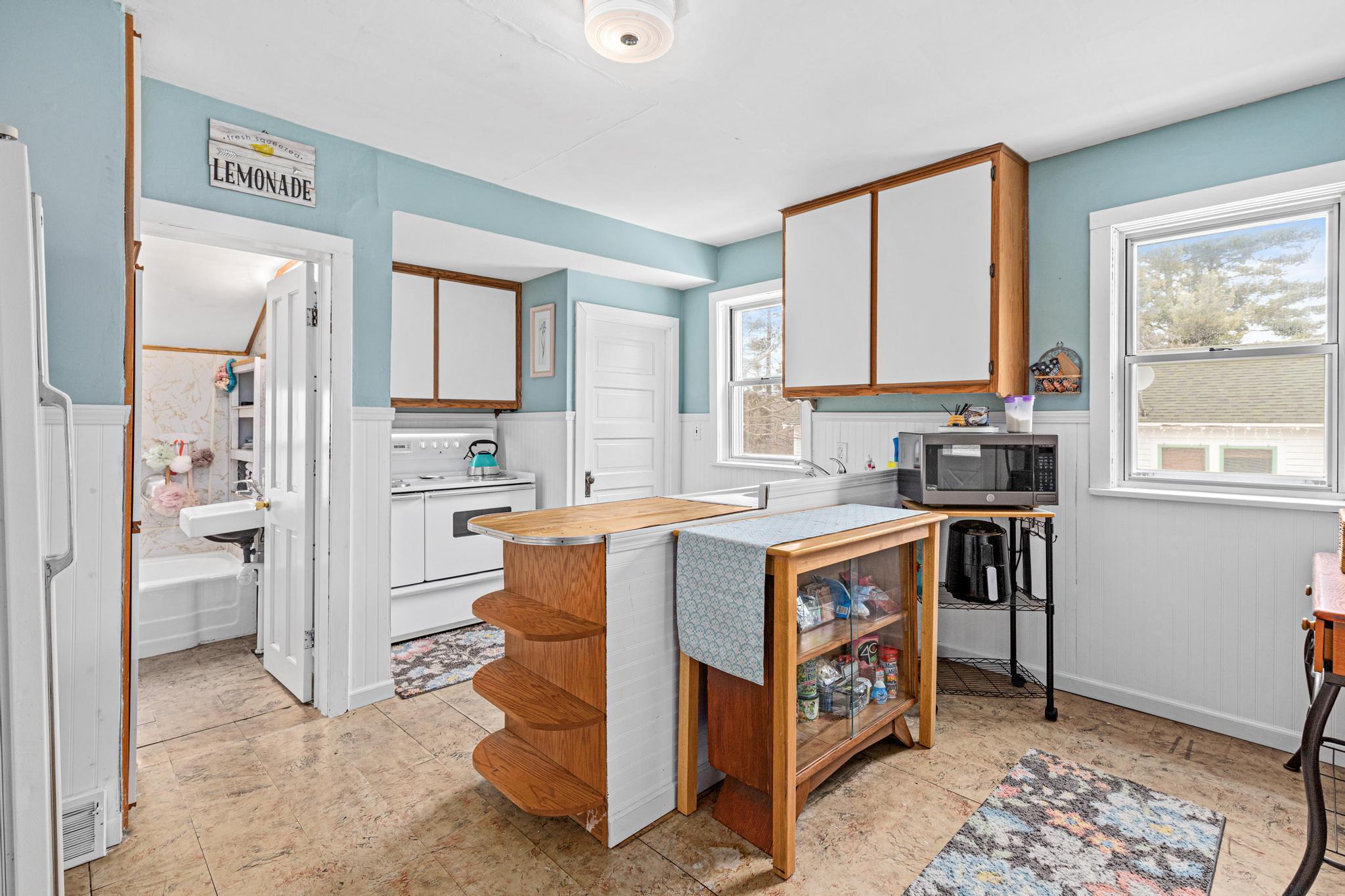 407 N Washington Street