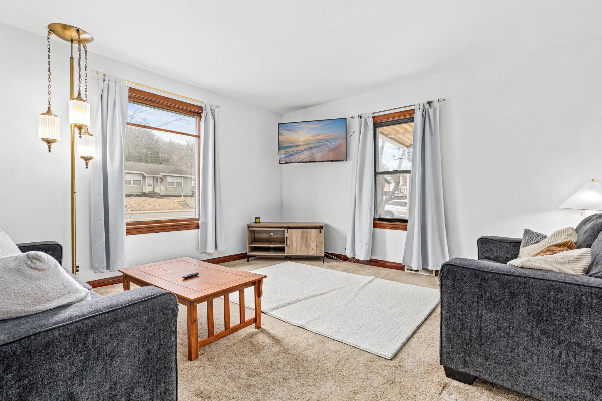 407 N Washington Street