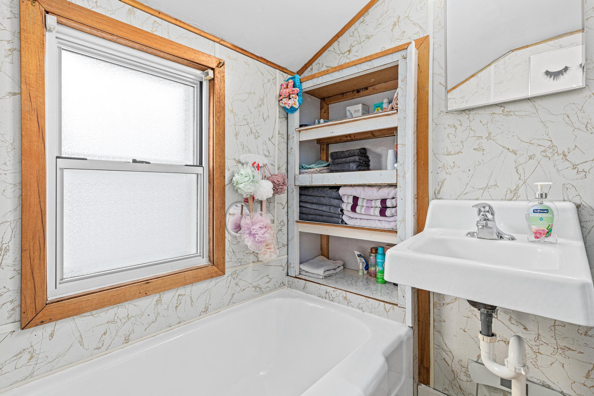 407 N Washington Street