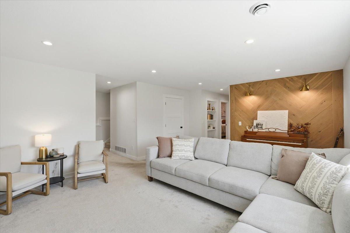 811 Brady Lane