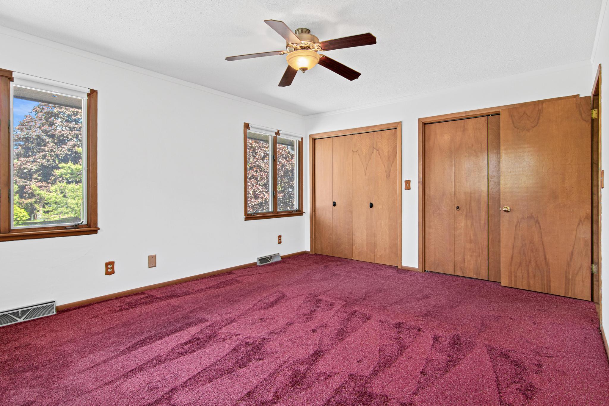 344 Thompson Avenue W