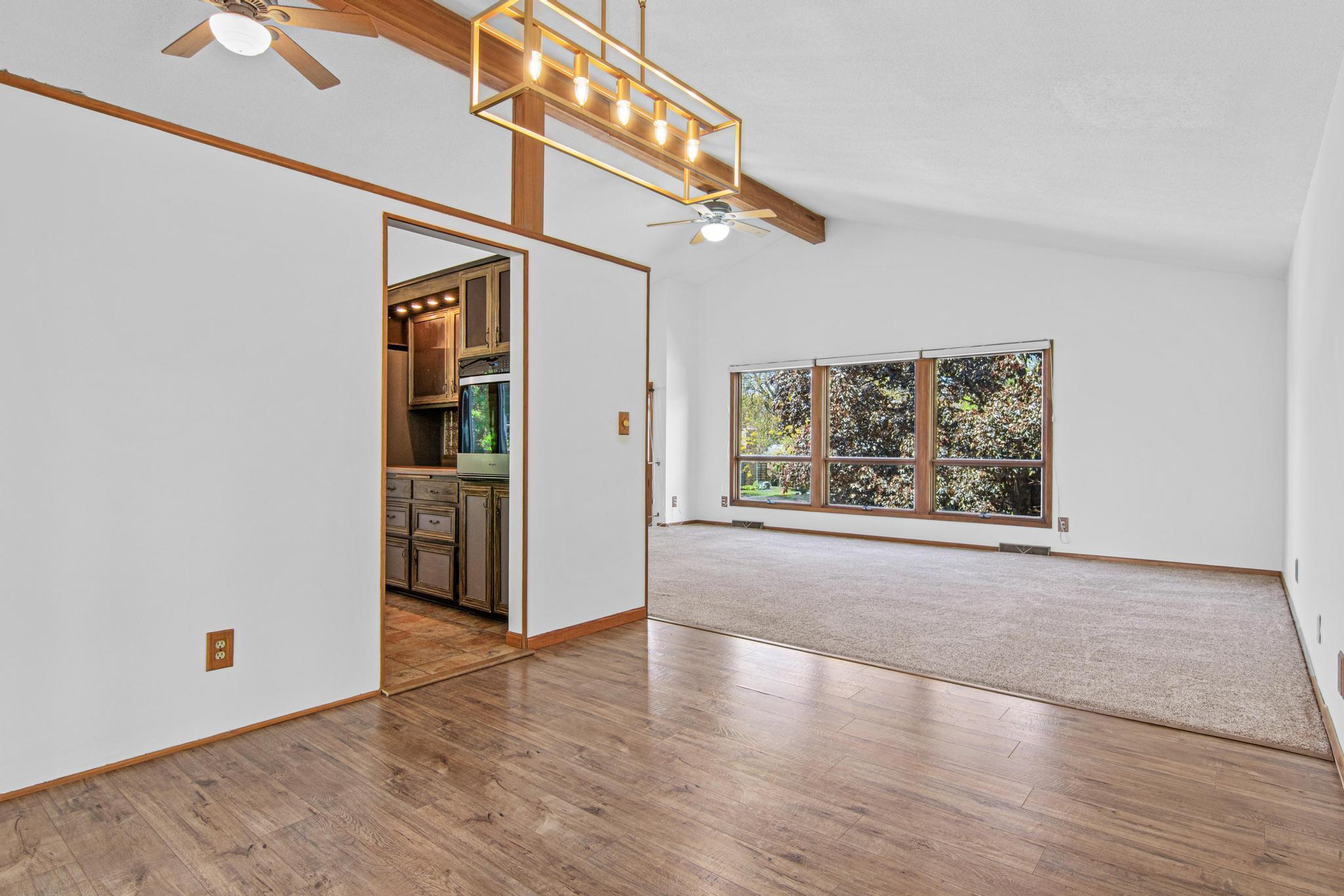 344 Thompson Avenue W