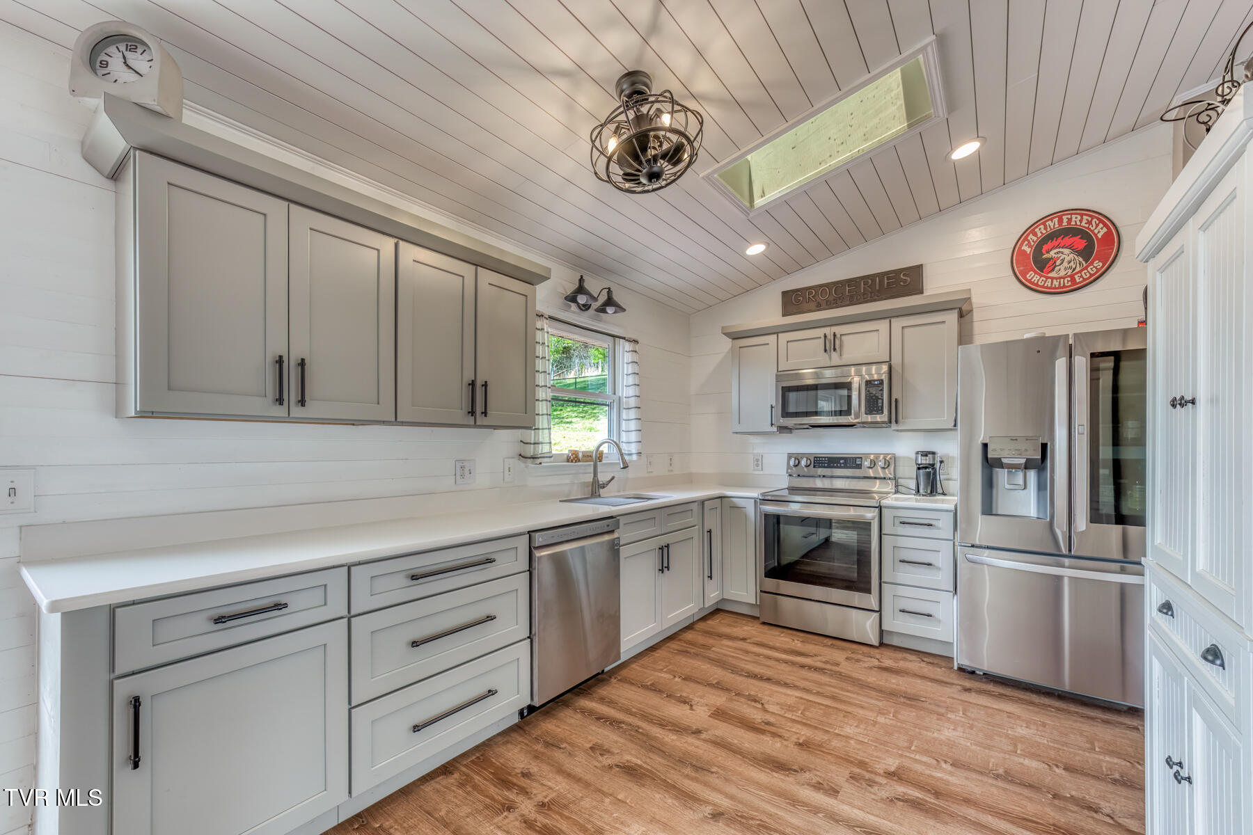 4127 Grey Fox Drive