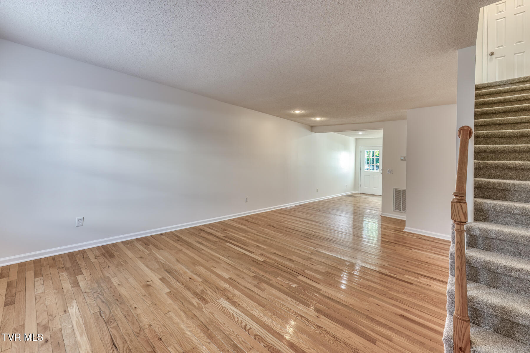 10 Pepper Ridge Court 10