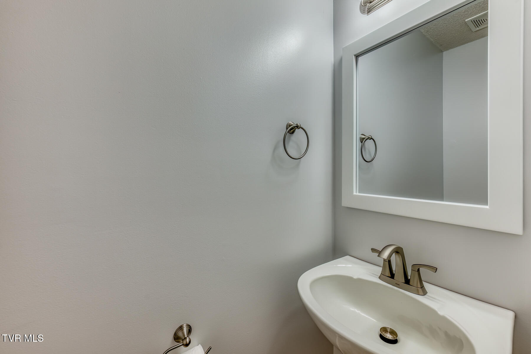 10 Pepper Ridge Court 10