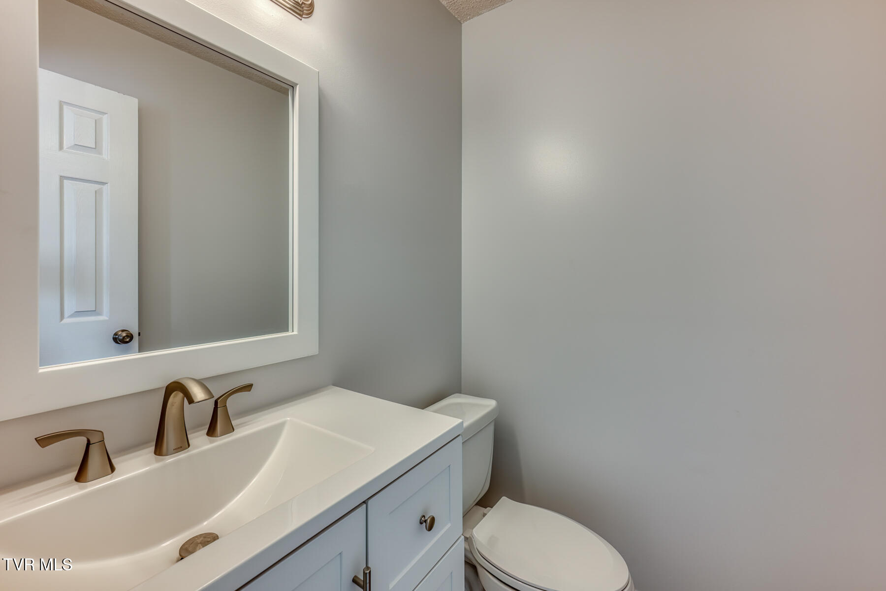 10 Pepper Ridge Court 10