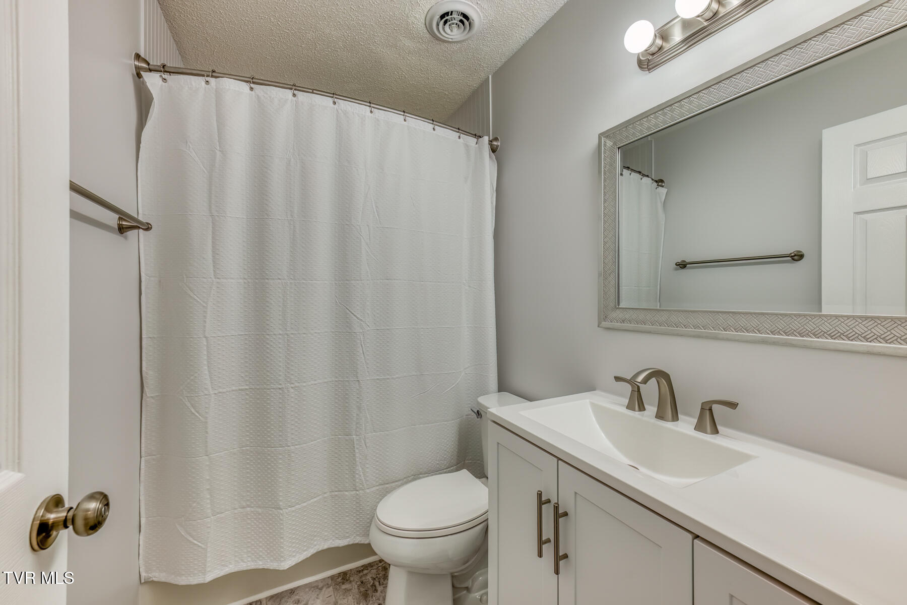 10 Pepper Ridge Court 10