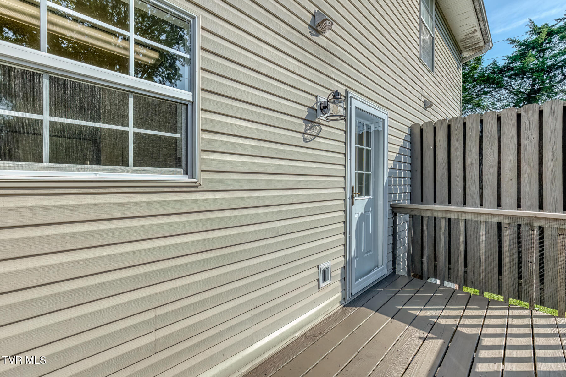 10 Pepper Ridge Court 10