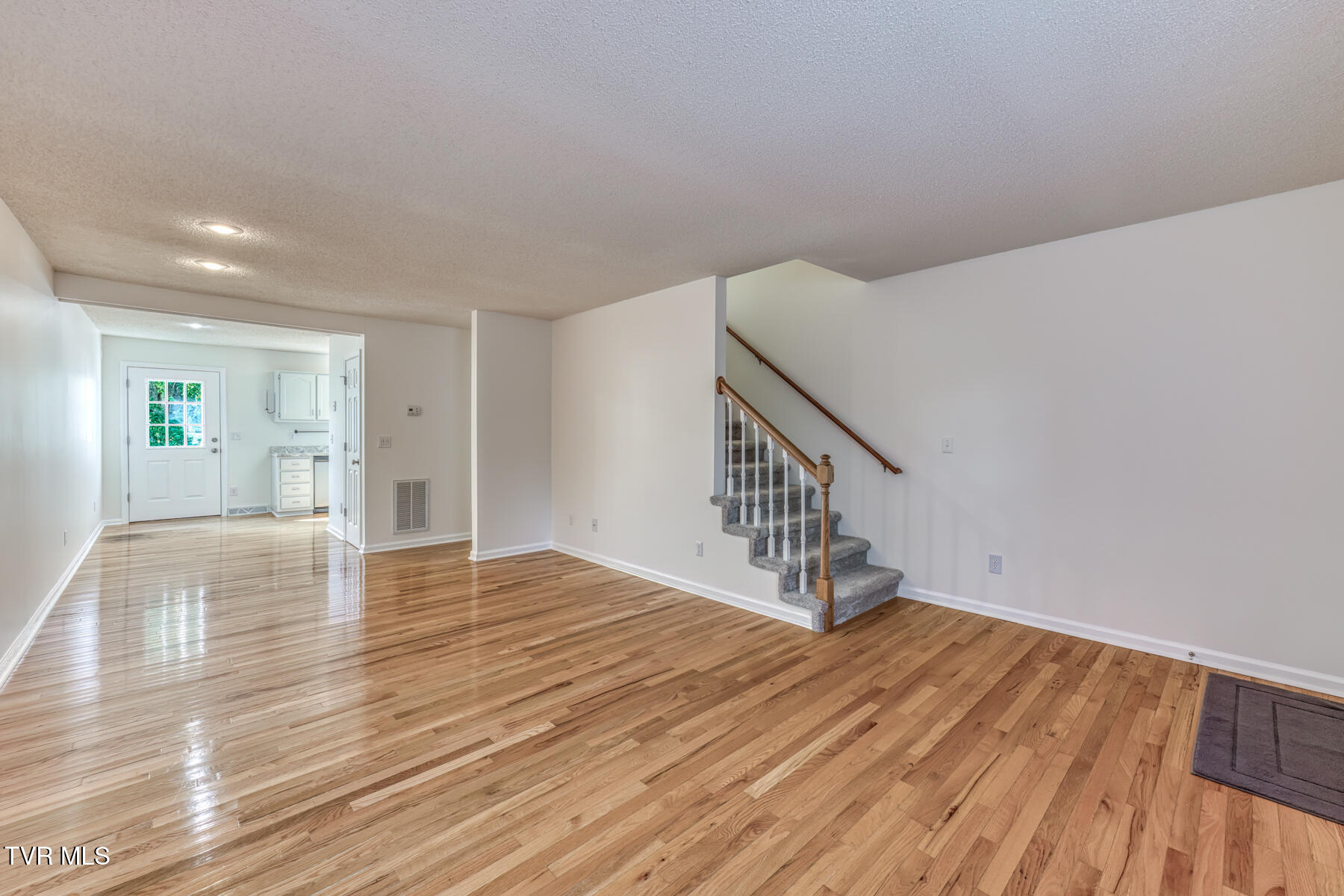 10 Pepper Ridge Court 10