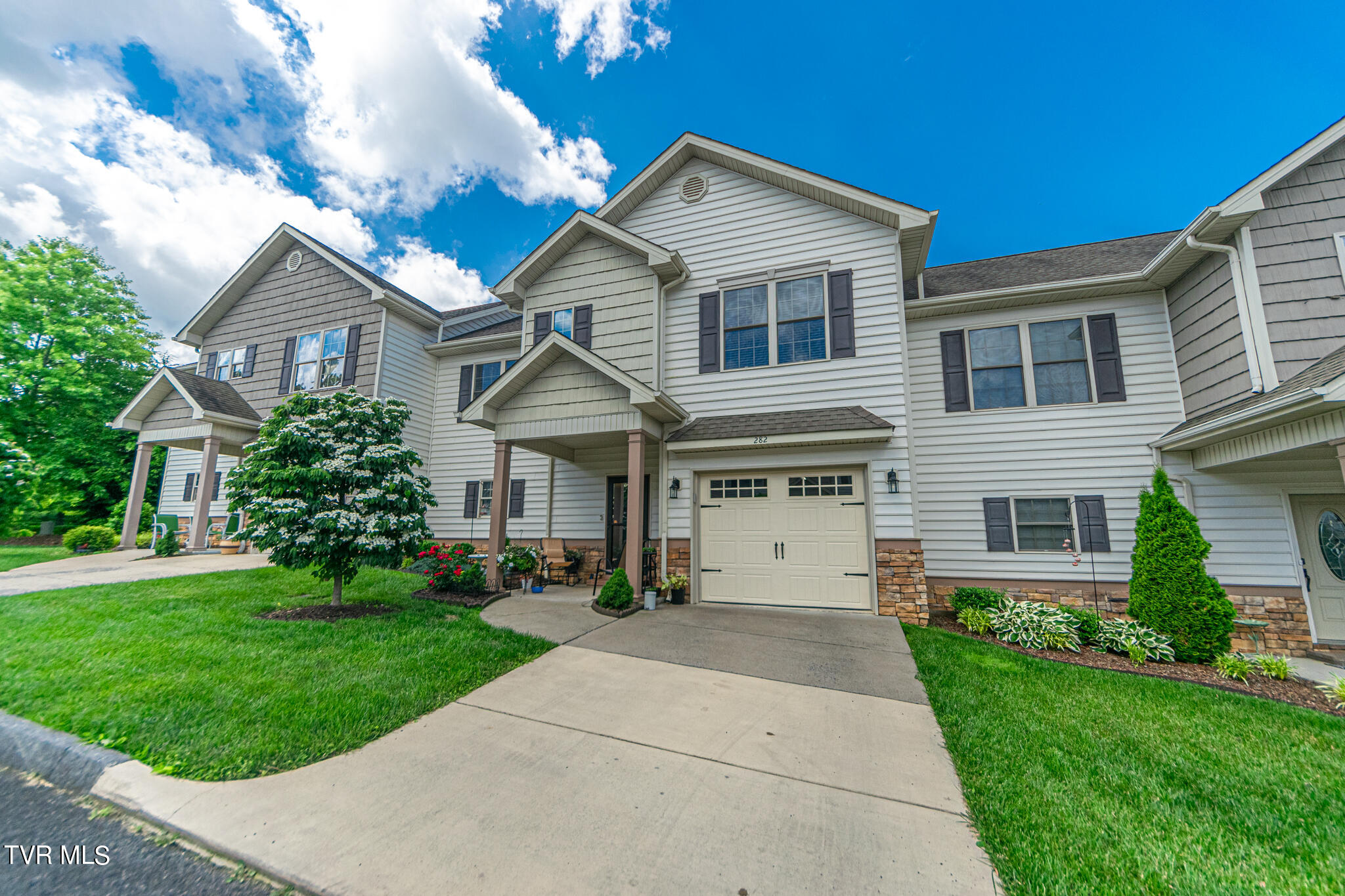 282 Baileigh Lyn Loop, 282