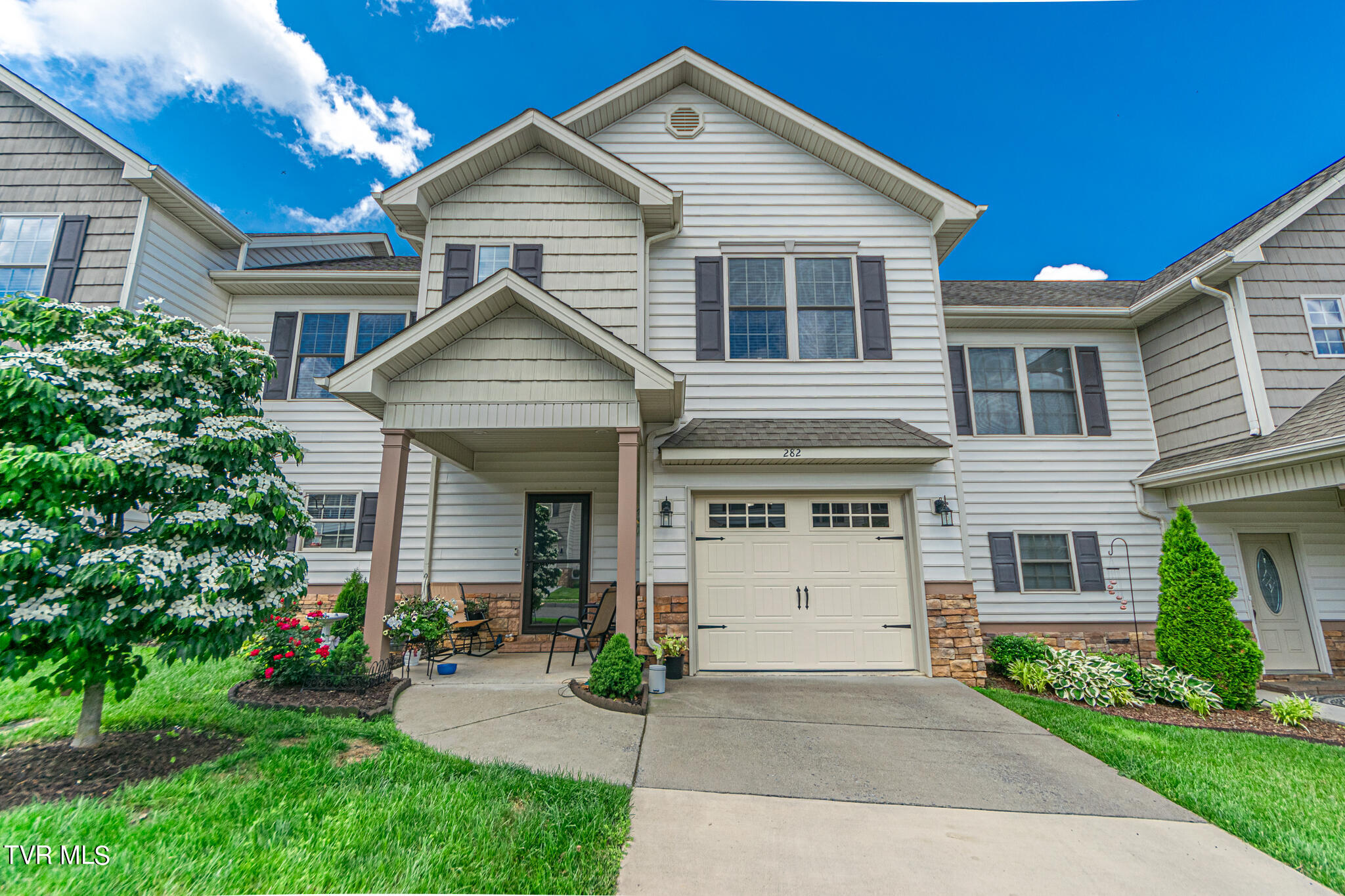 282 Baileigh Lyn Loop, 282