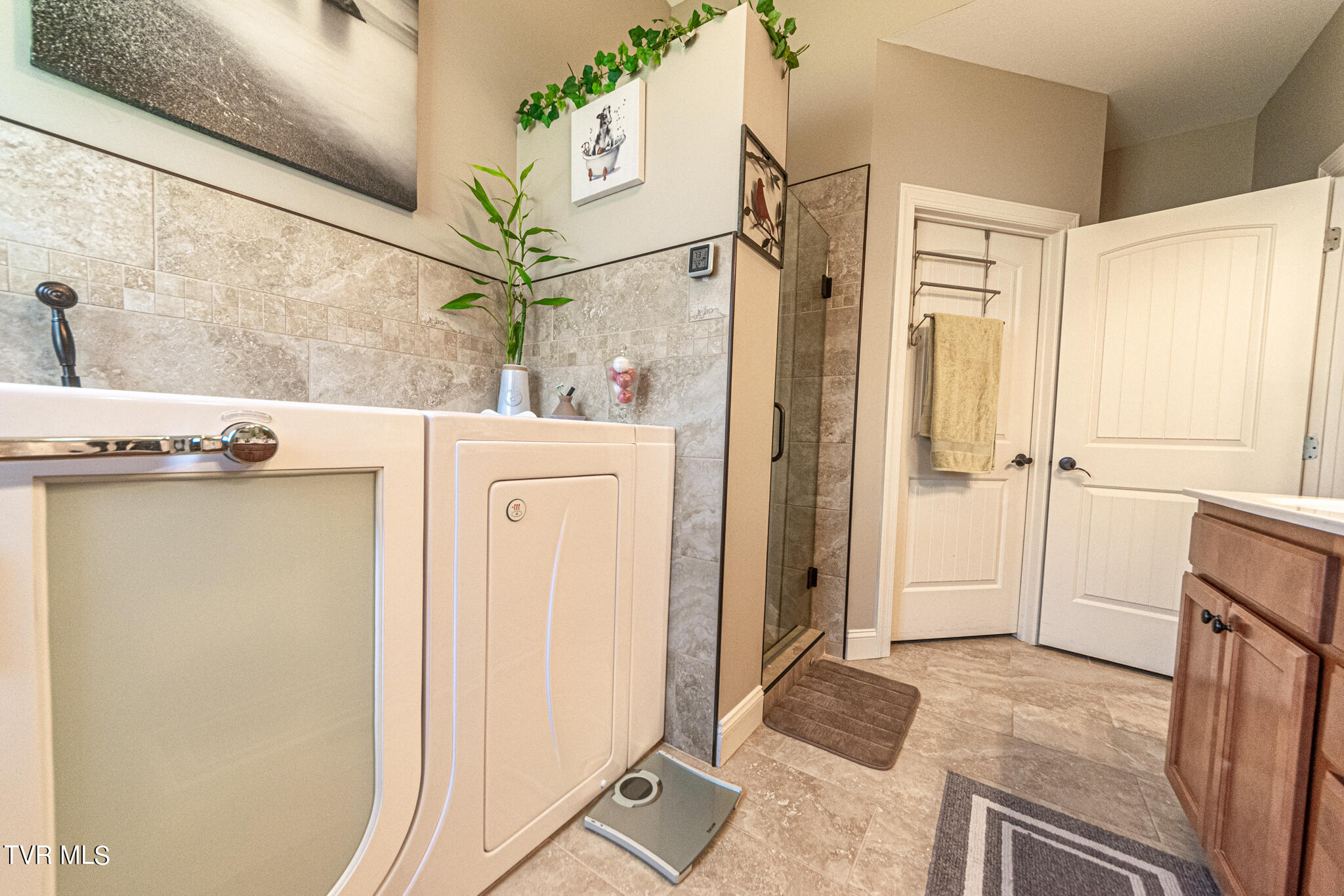 282 Baileigh Lyn Loop, 282