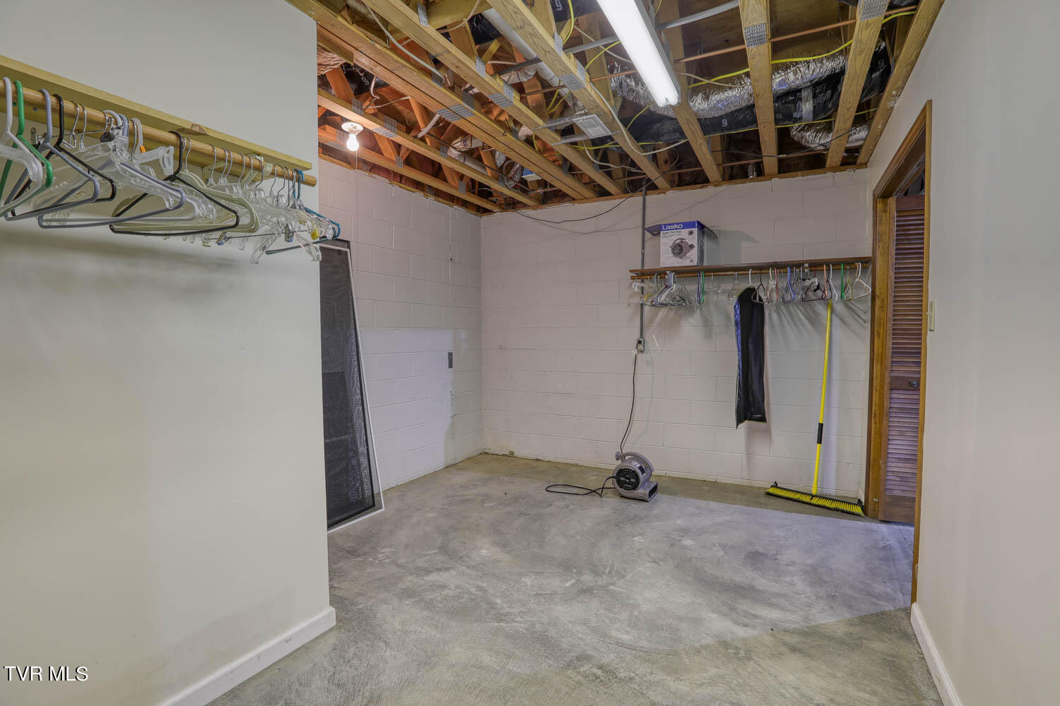 401 Remington Court