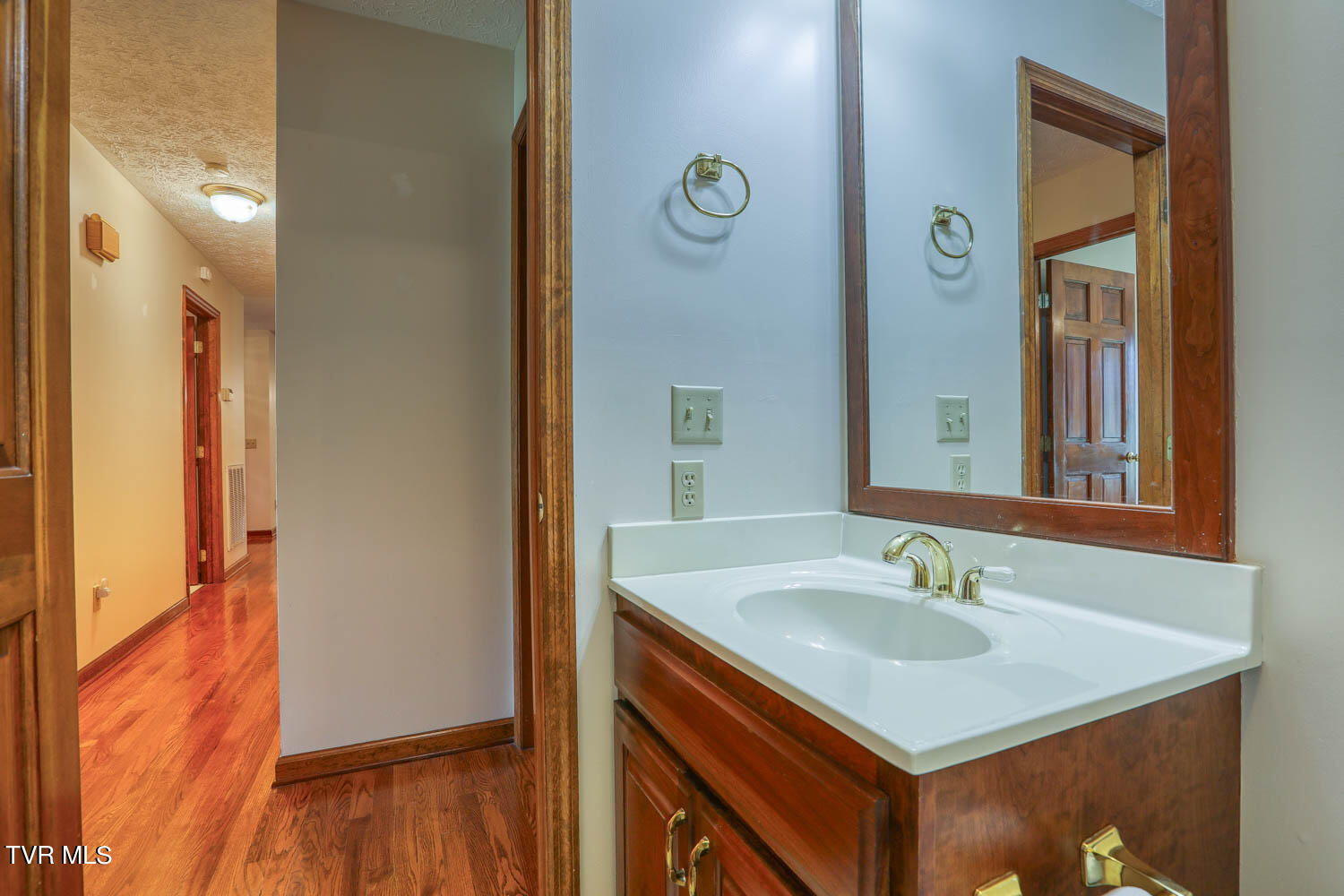 401 Remington Court
