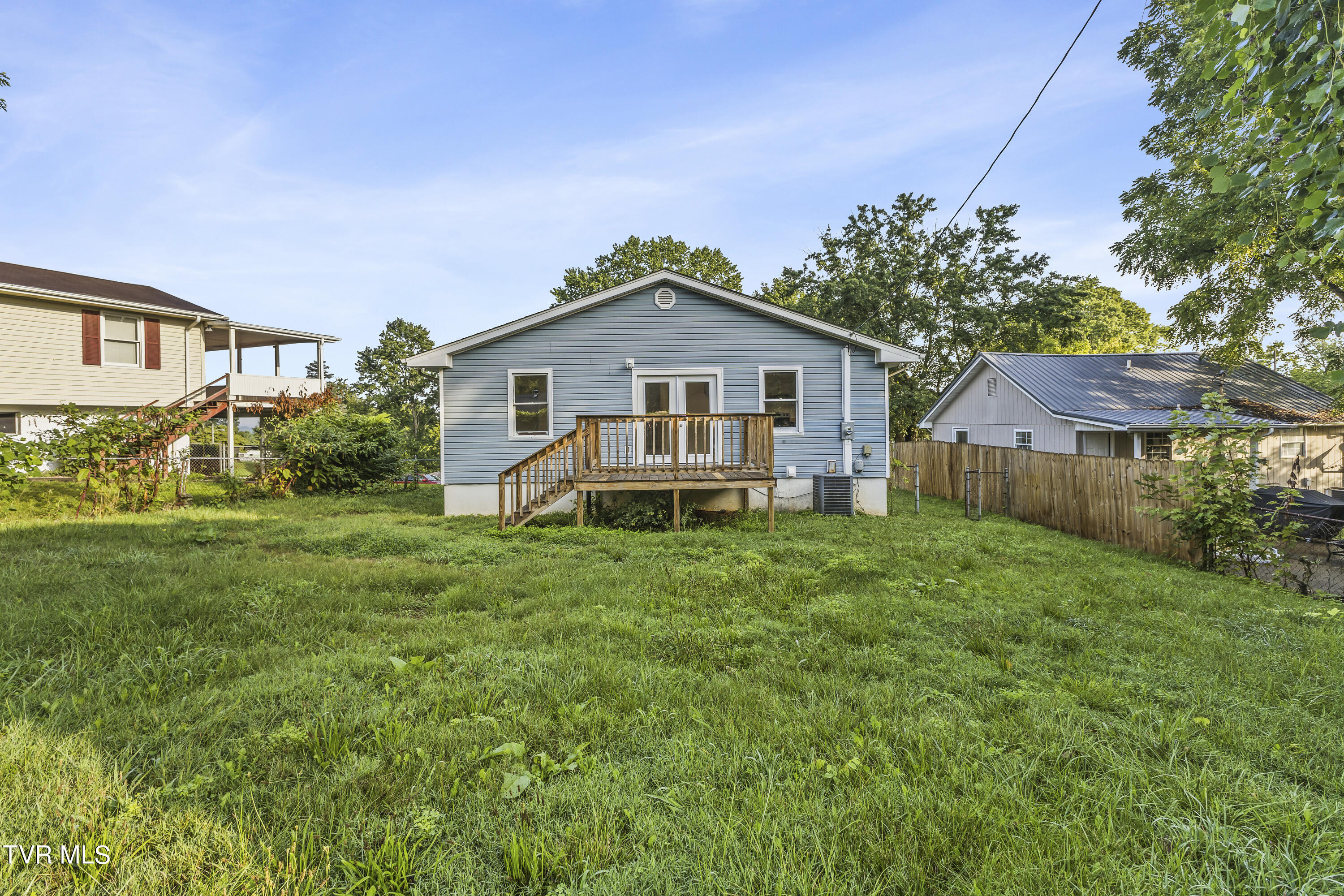 2557 Lafayette Circle