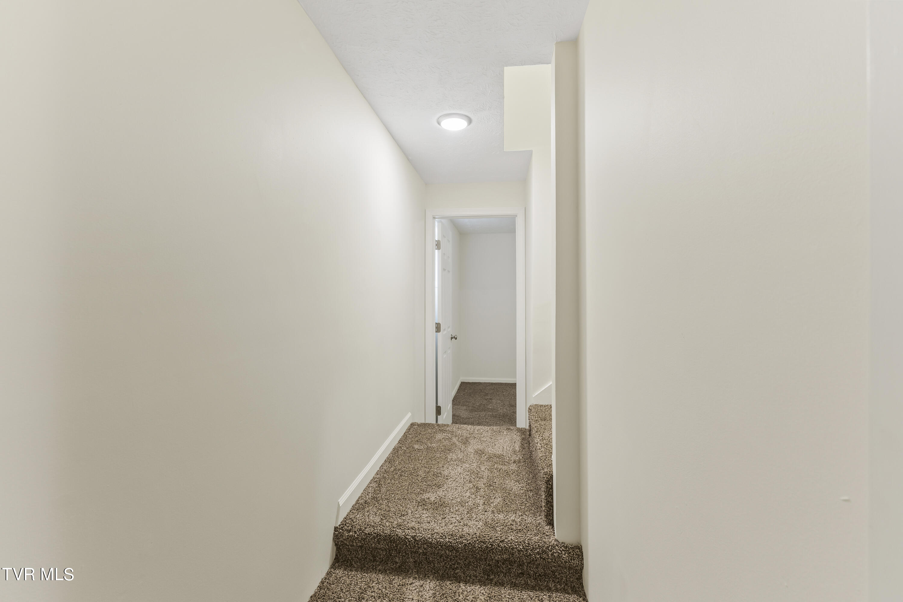 2557 Lafayette Circle
