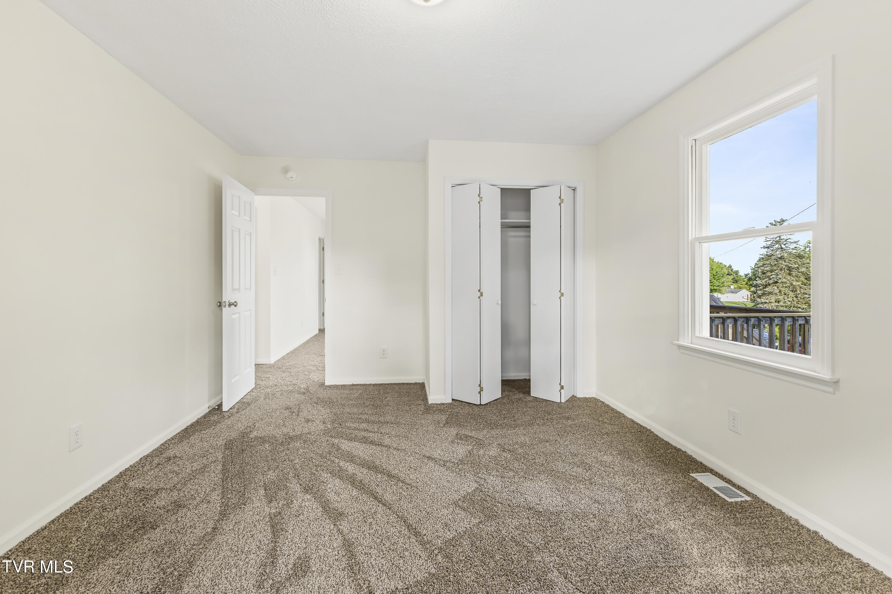 2557 Lafayette Circle
