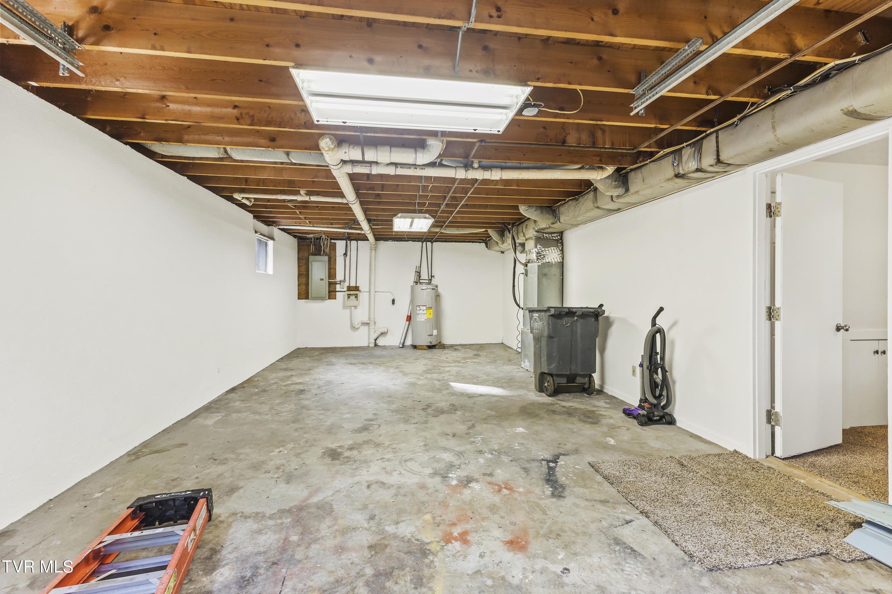 2557 Lafayette Circle