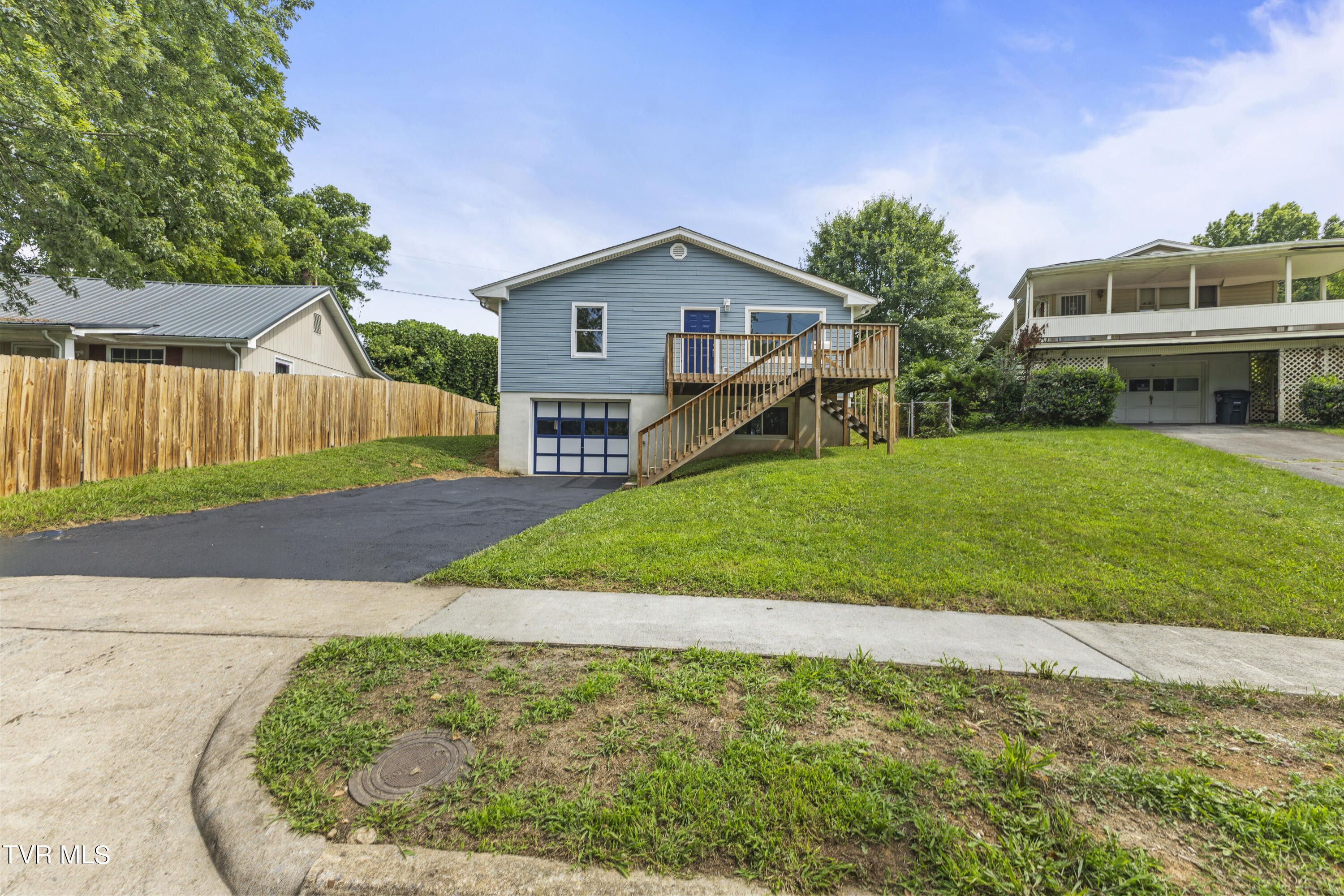 2557 Lafayette Circle