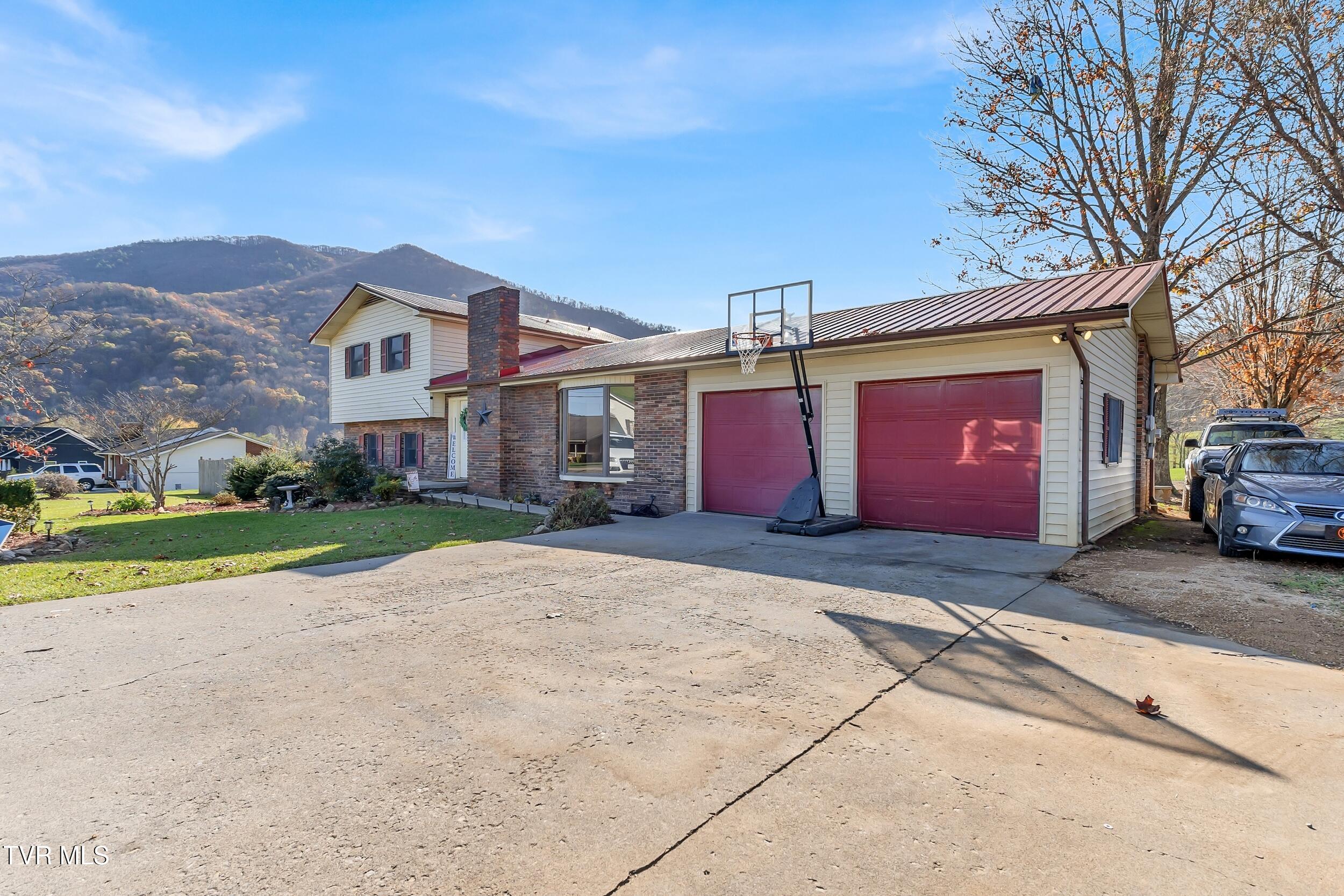 3302 Gap Creek Road
