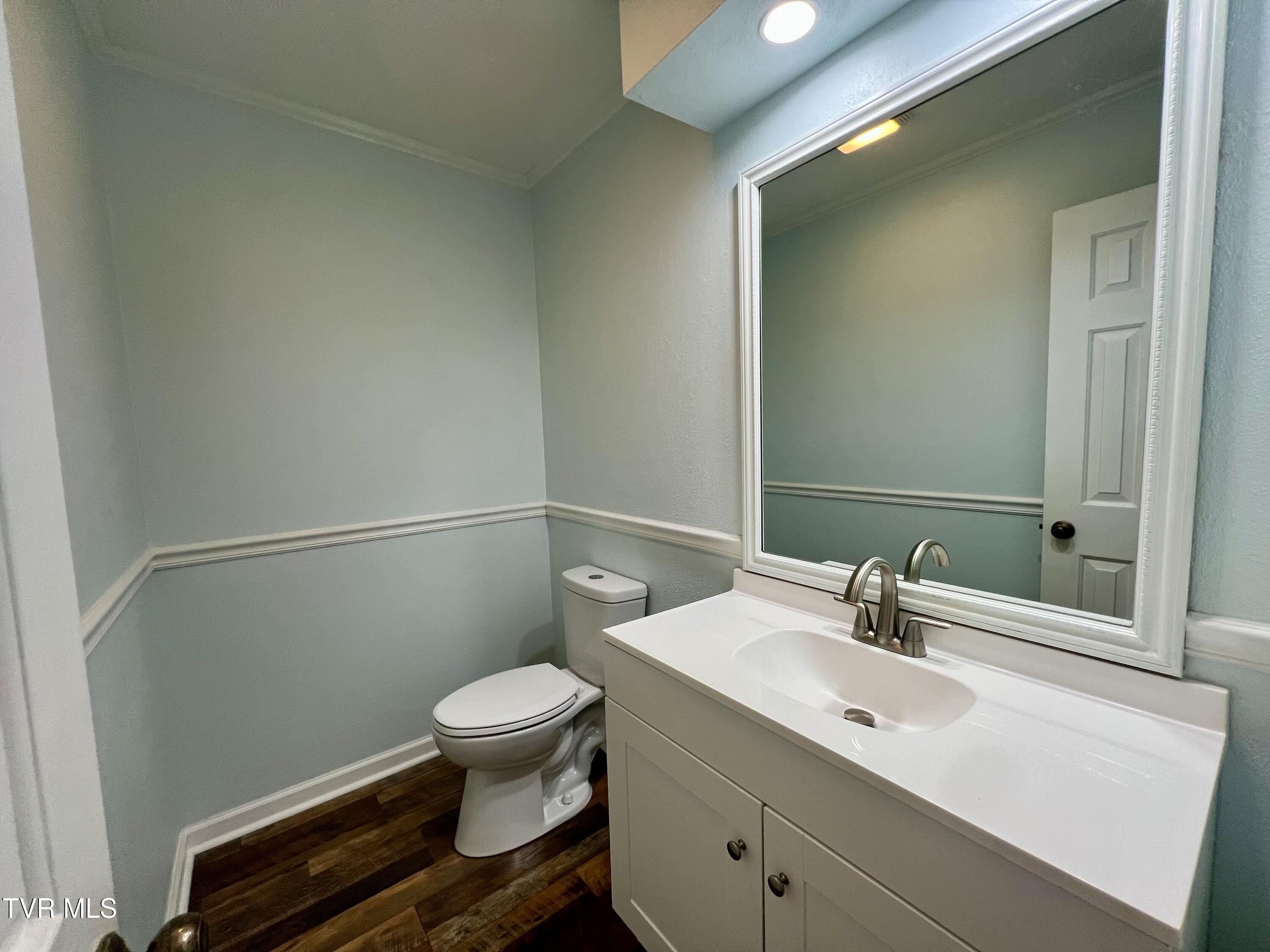 605 Redstone Drive 22