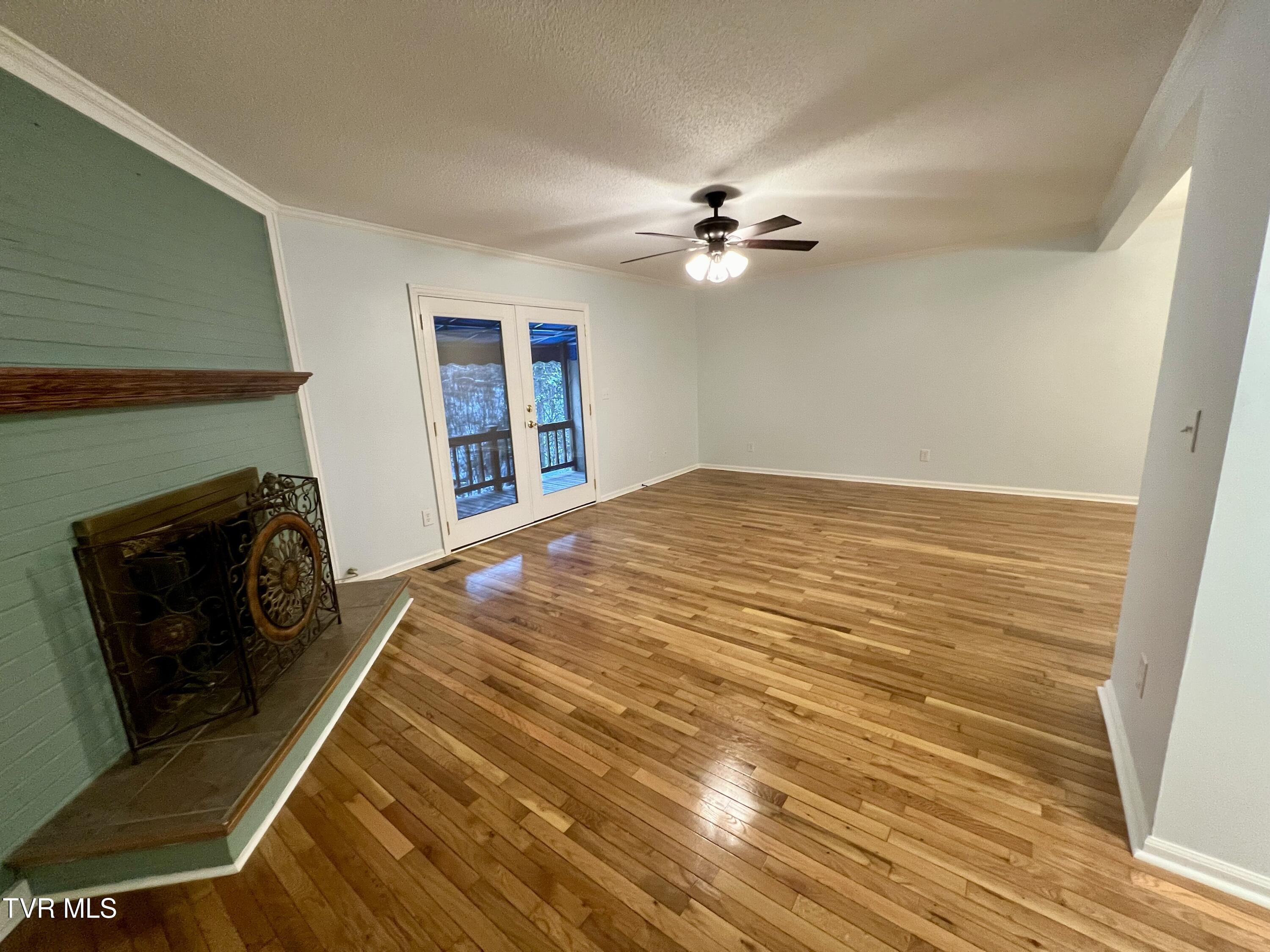605 Redstone Drive 22