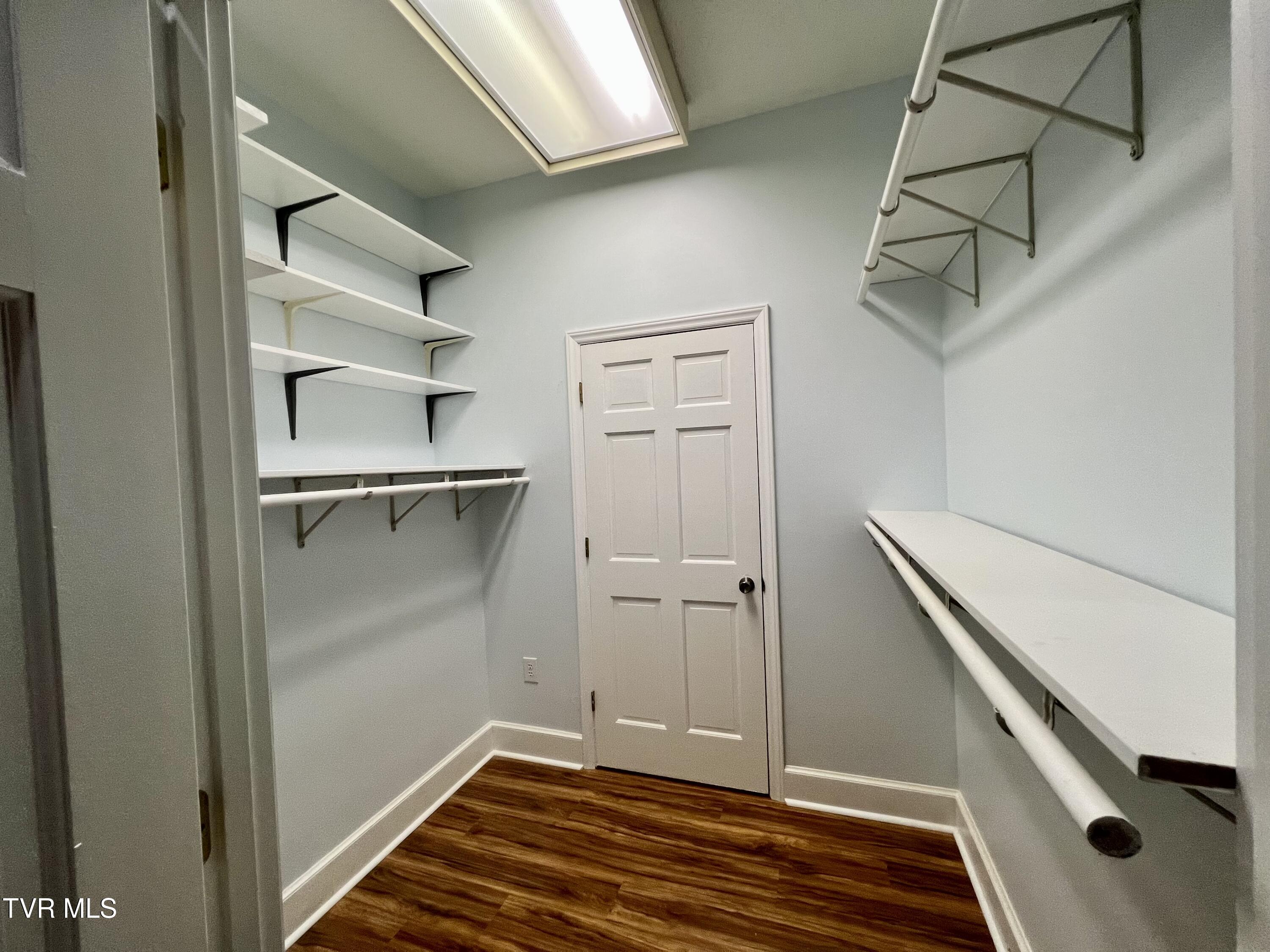 605 Redstone Drive 22