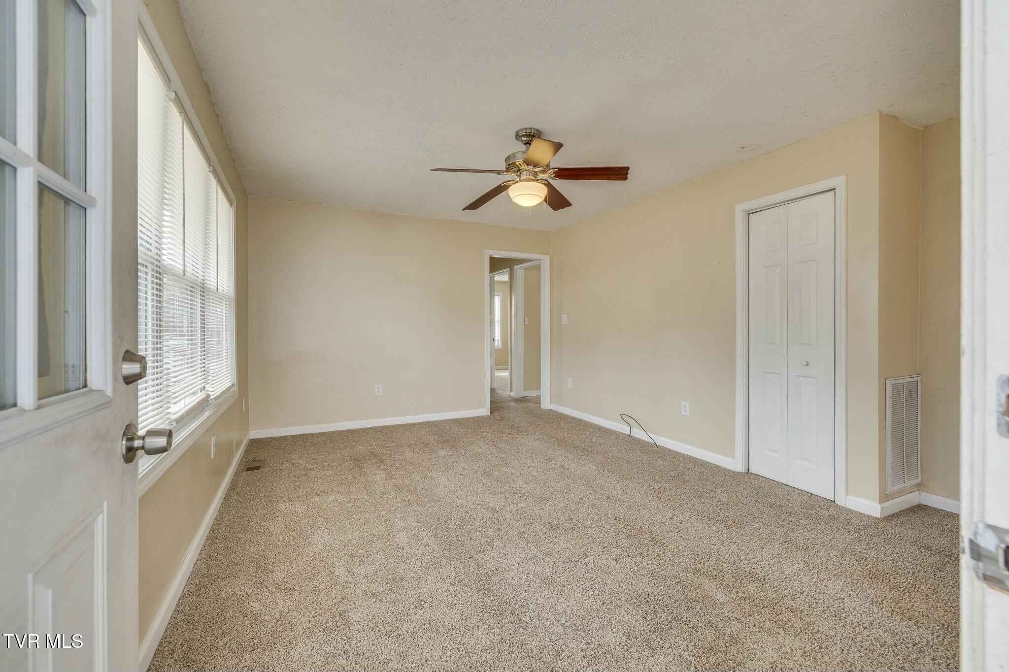 1233 Garden Drive