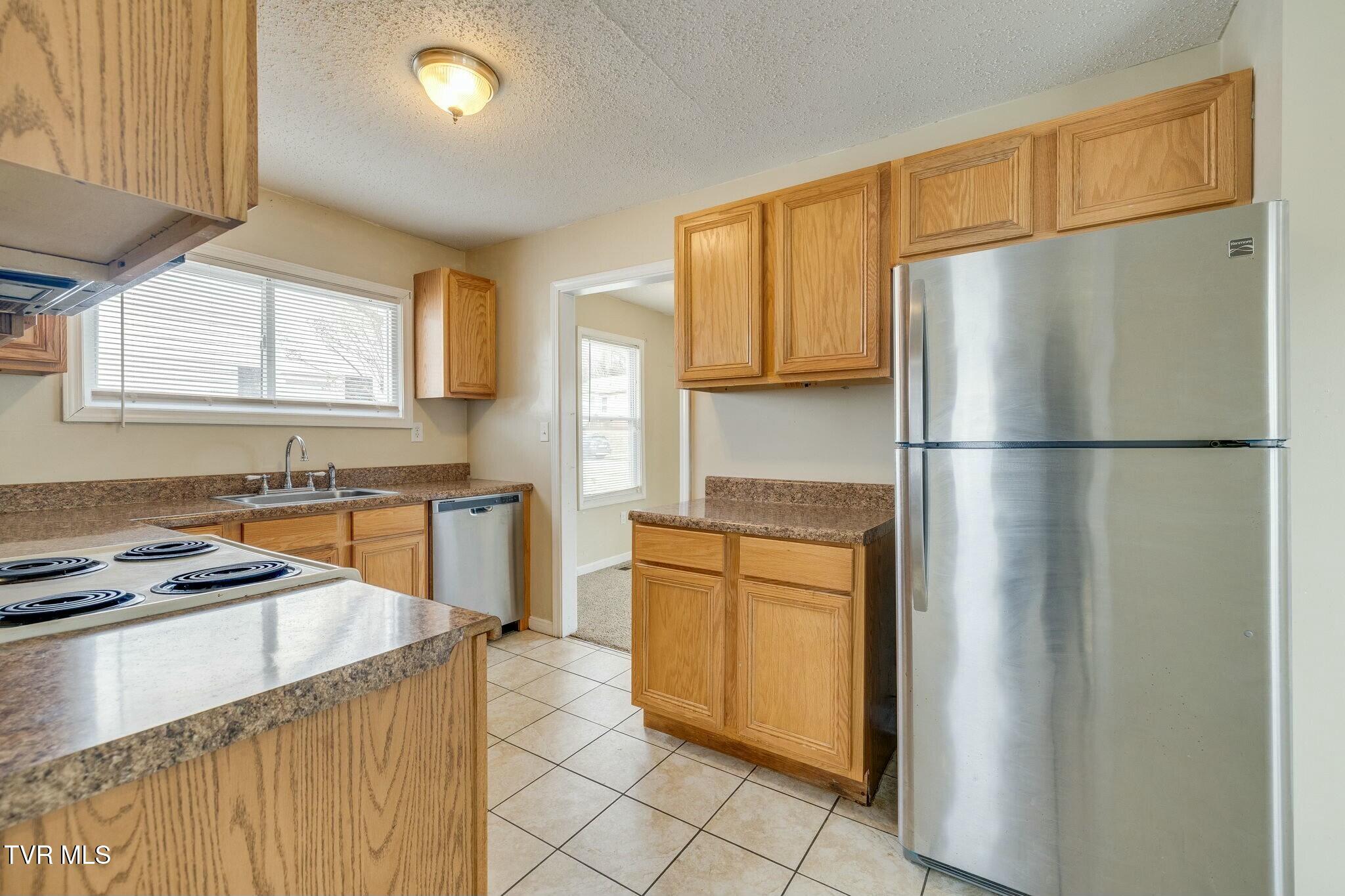 1233 Garden Drive