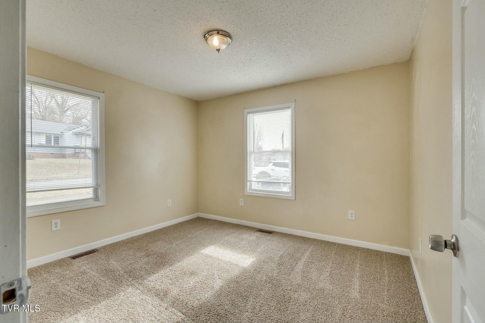 1233 Garden Drive
