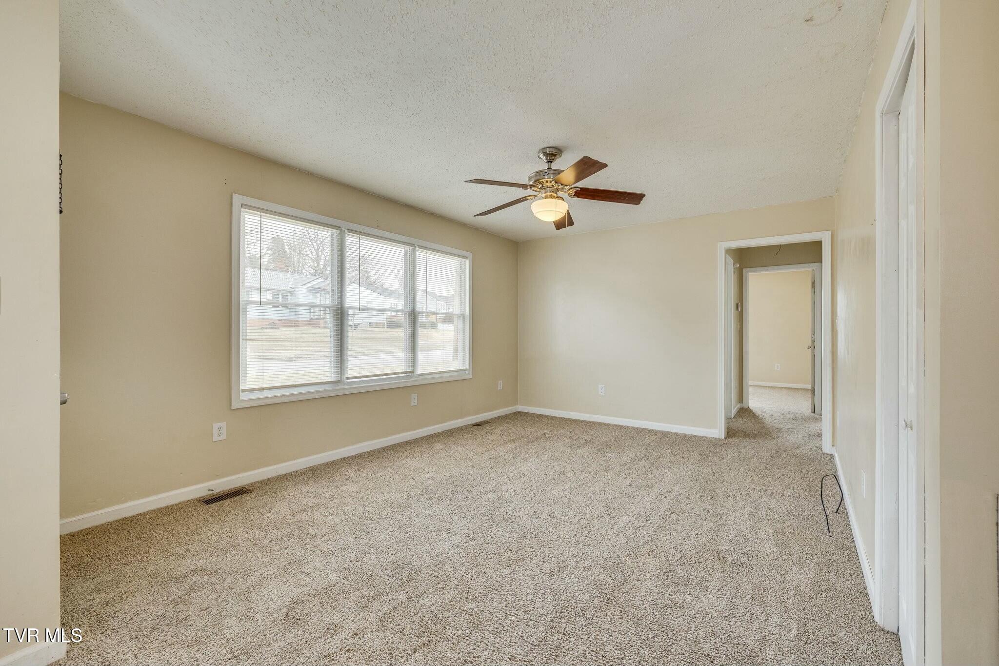 1233 Garden Drive