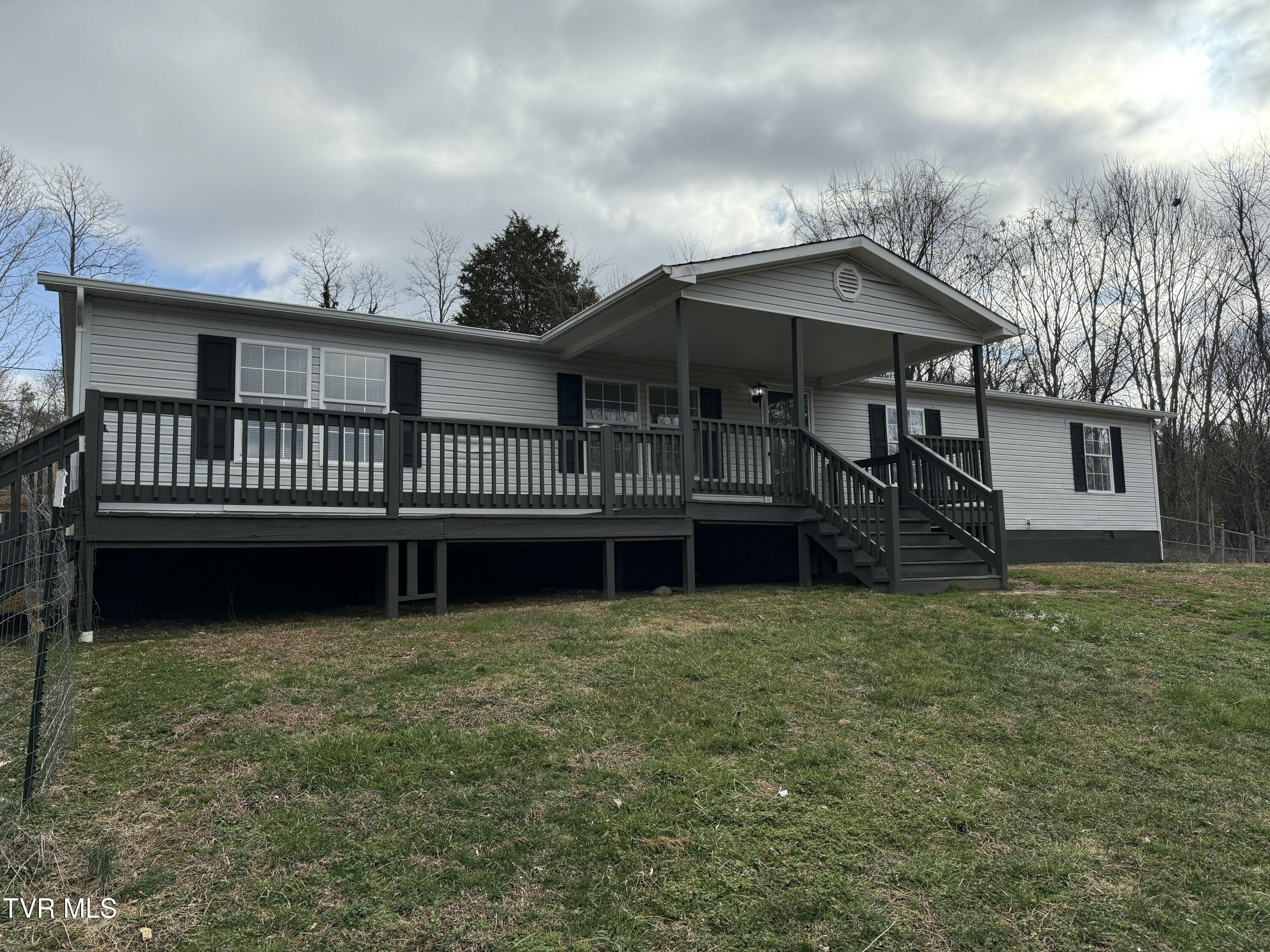 100 Lovelace Mountain View Loop