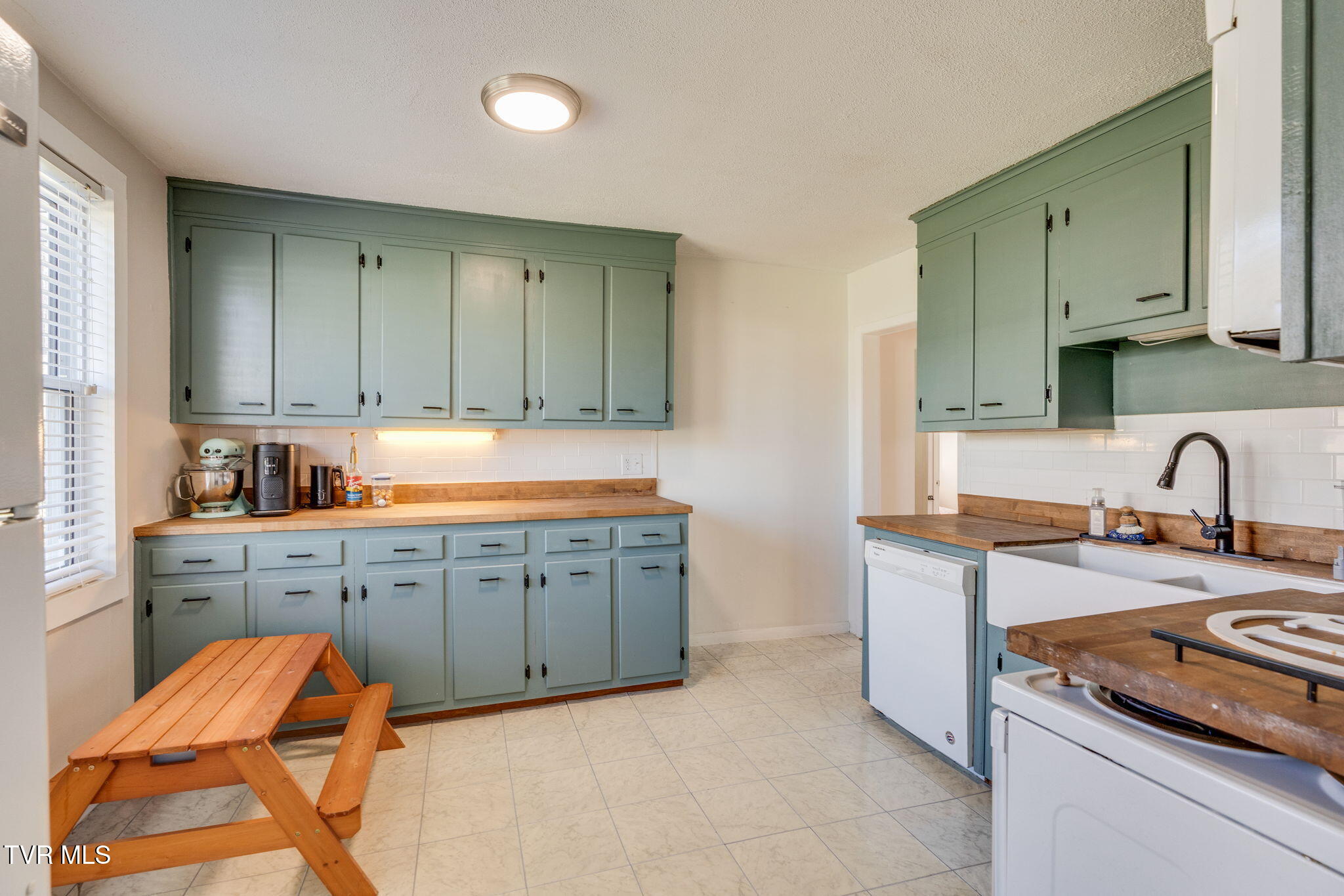 354 Cooks Valley Road