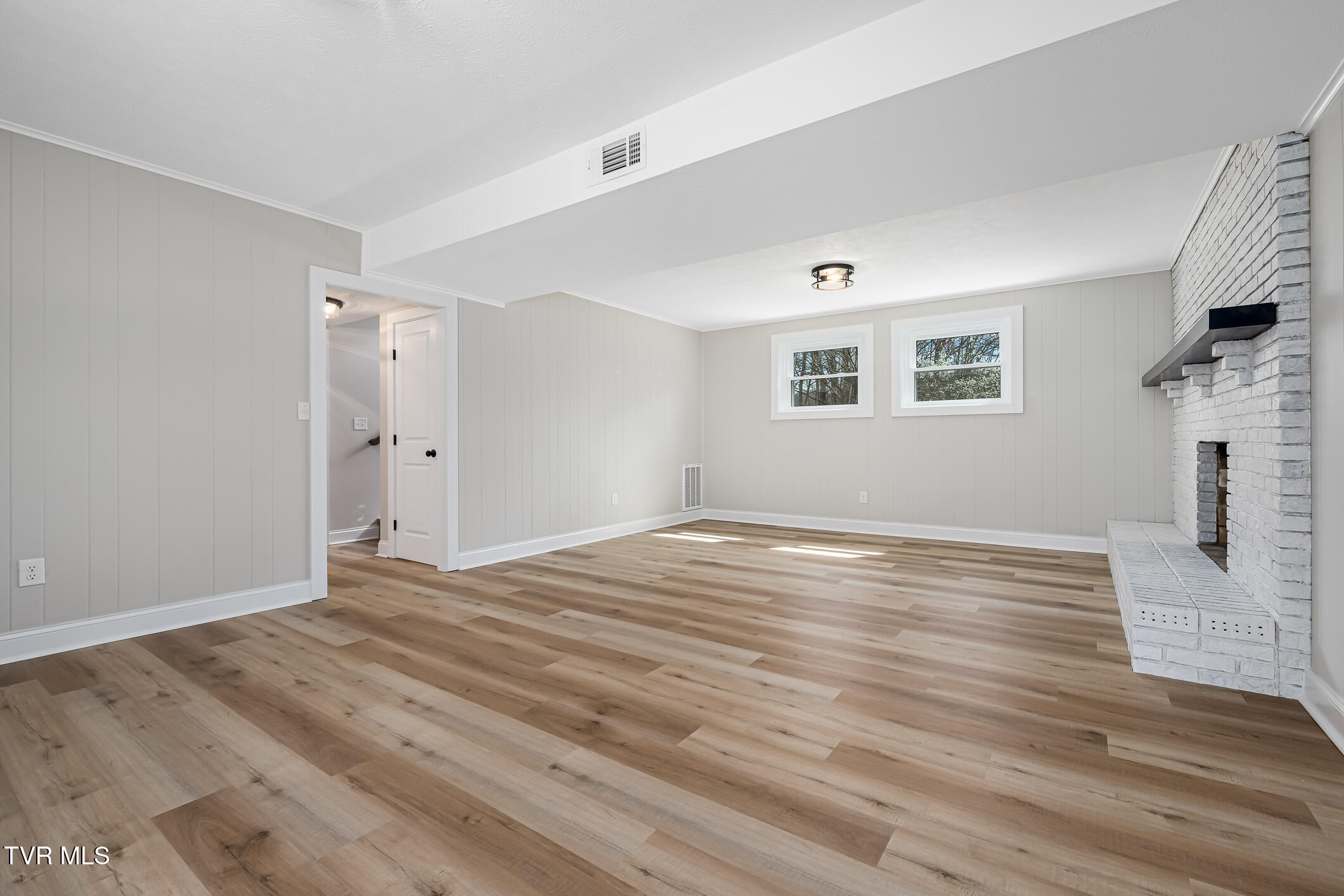 3613 Hazelnut Drive