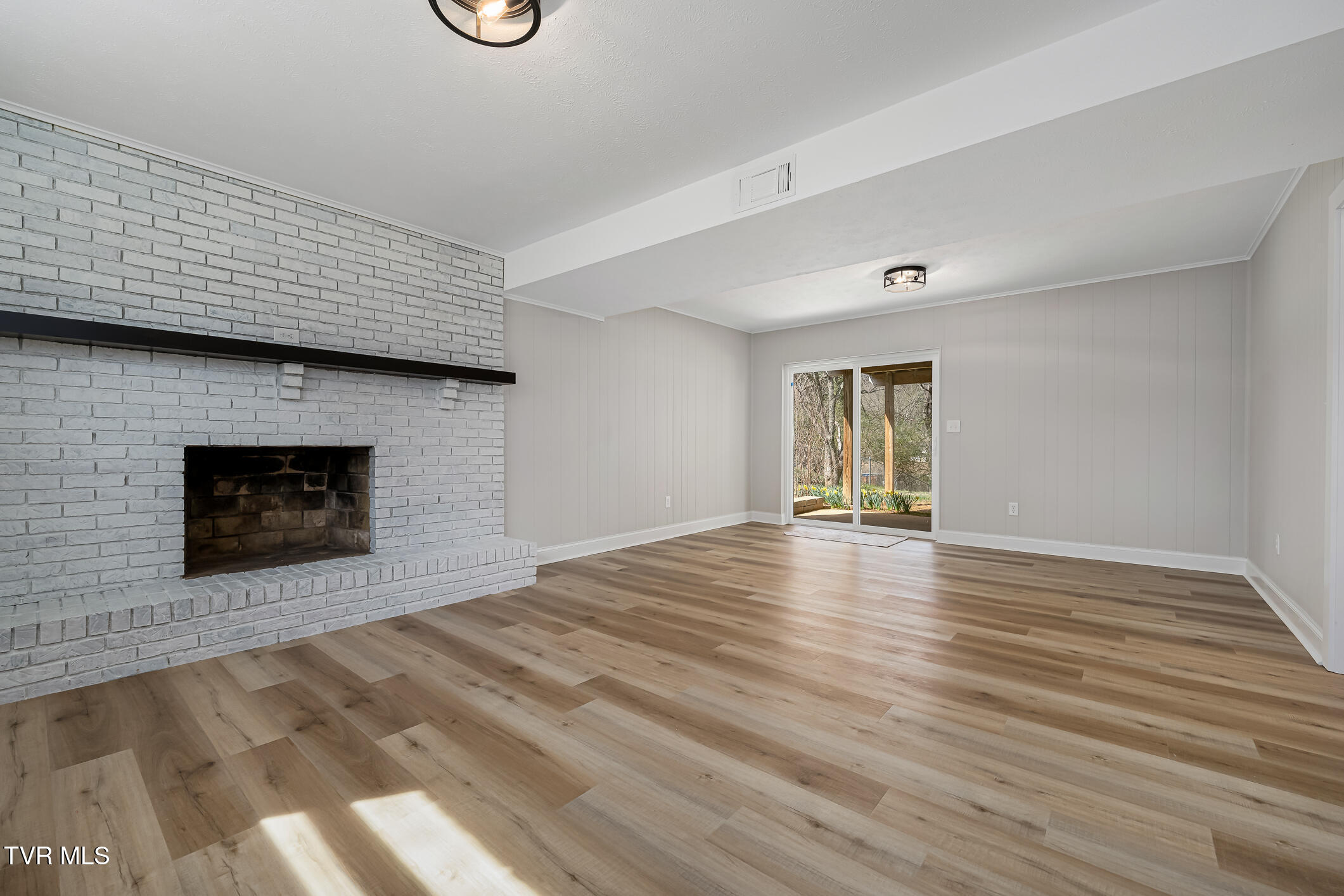 3613 Hazelnut Drive