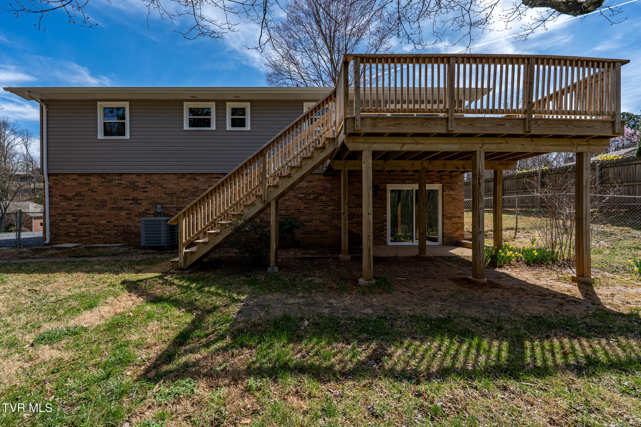 3613 Hazelnut Drive