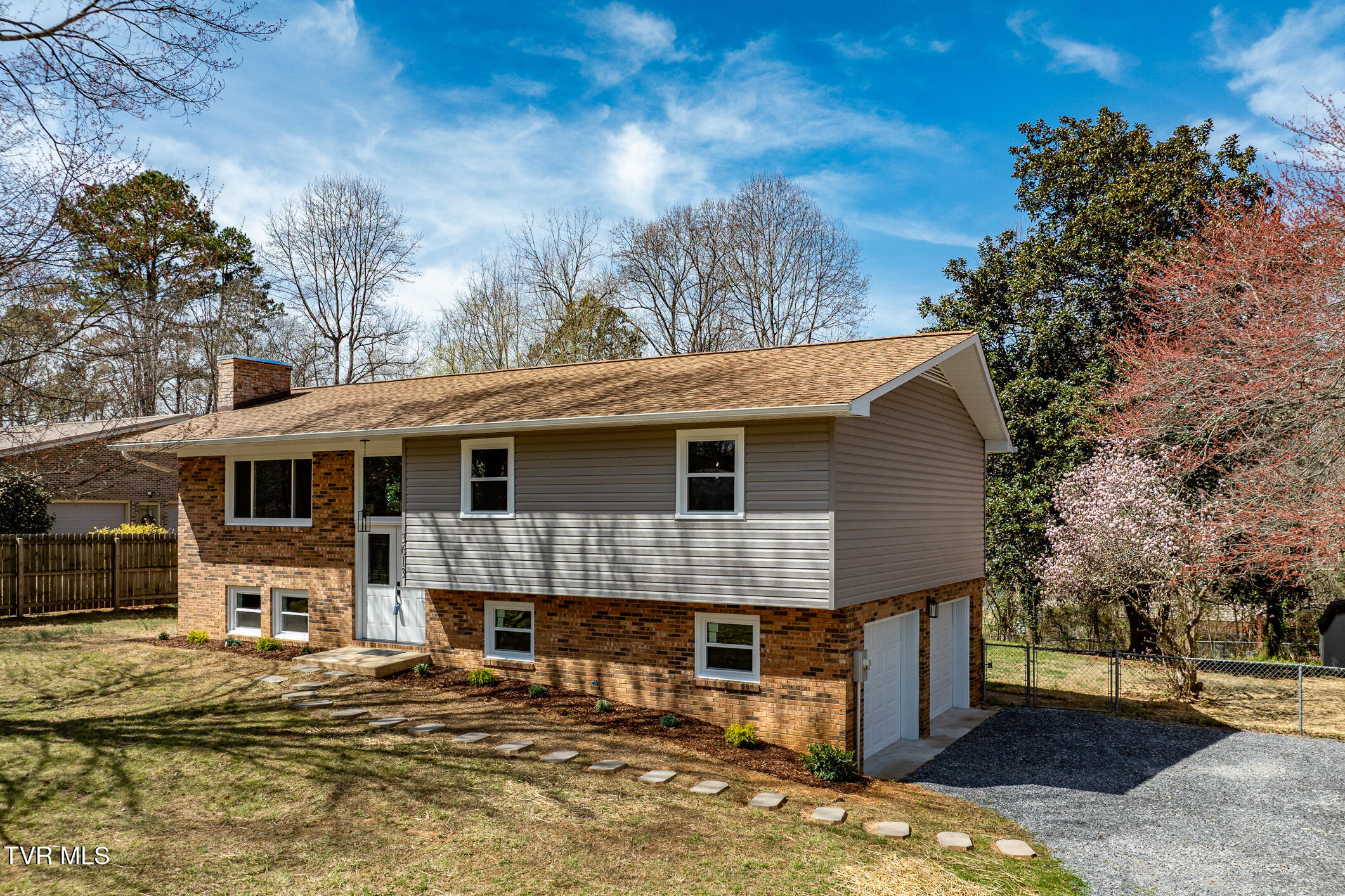 3613 Hazelnut Drive