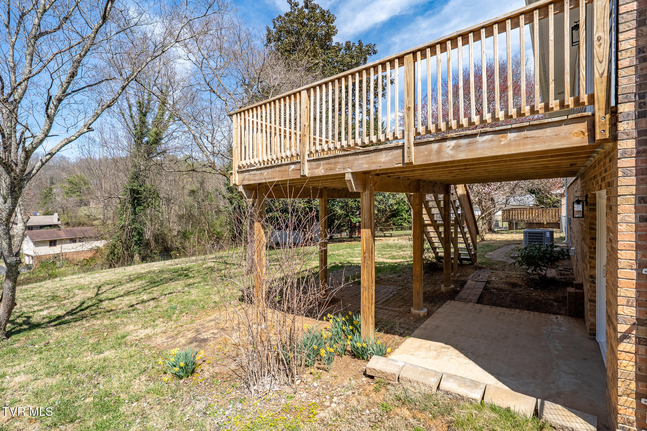 3613 Hazelnut Drive