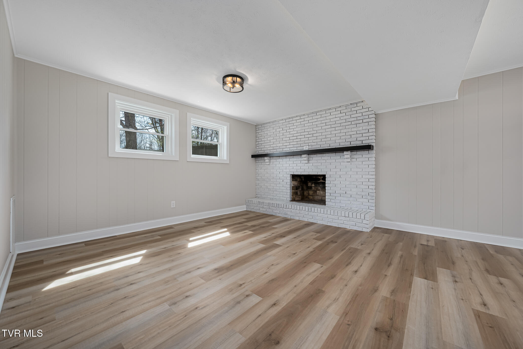 3613 Hazelnut Drive