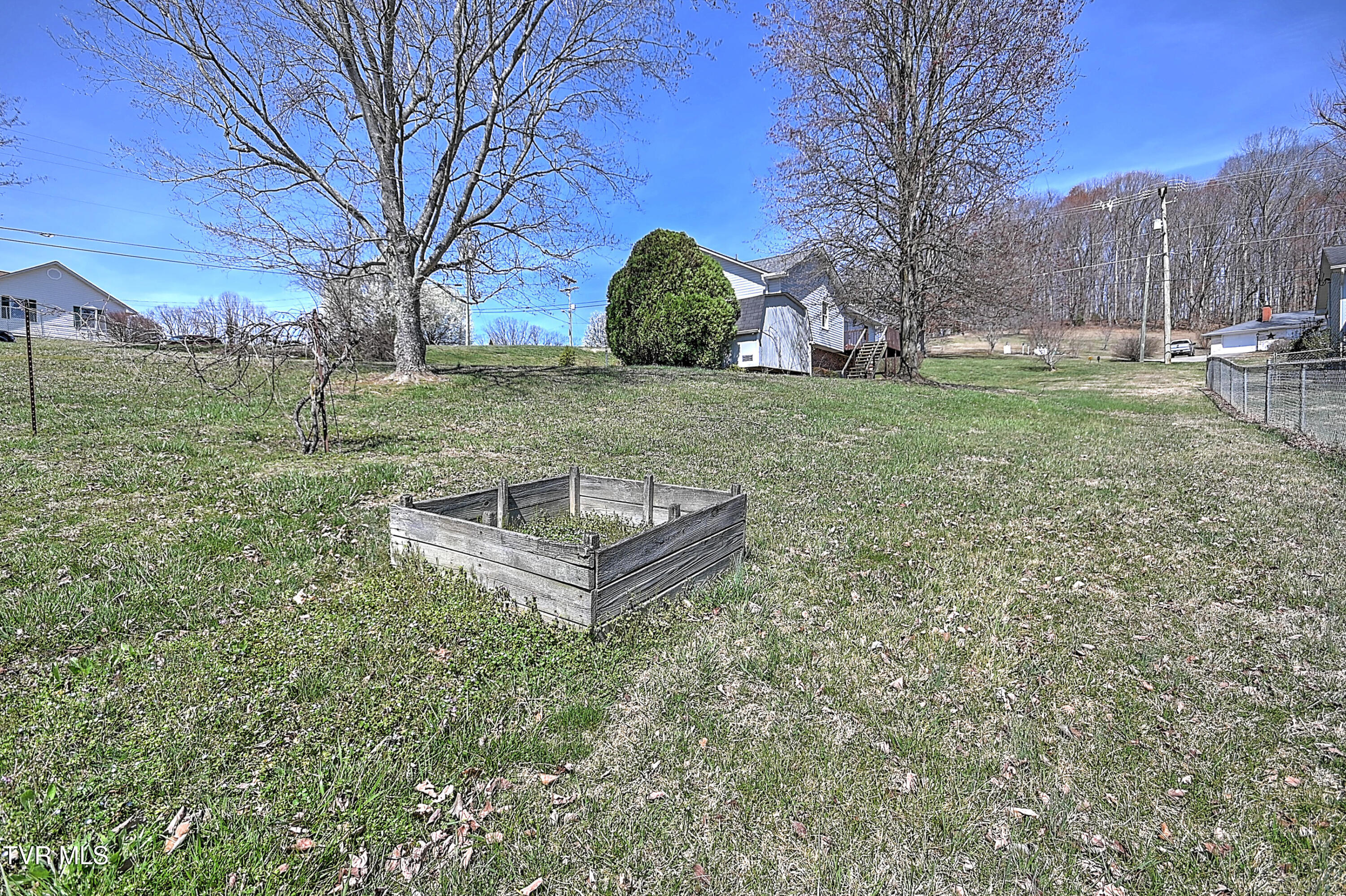 101 Valley Crest Drive