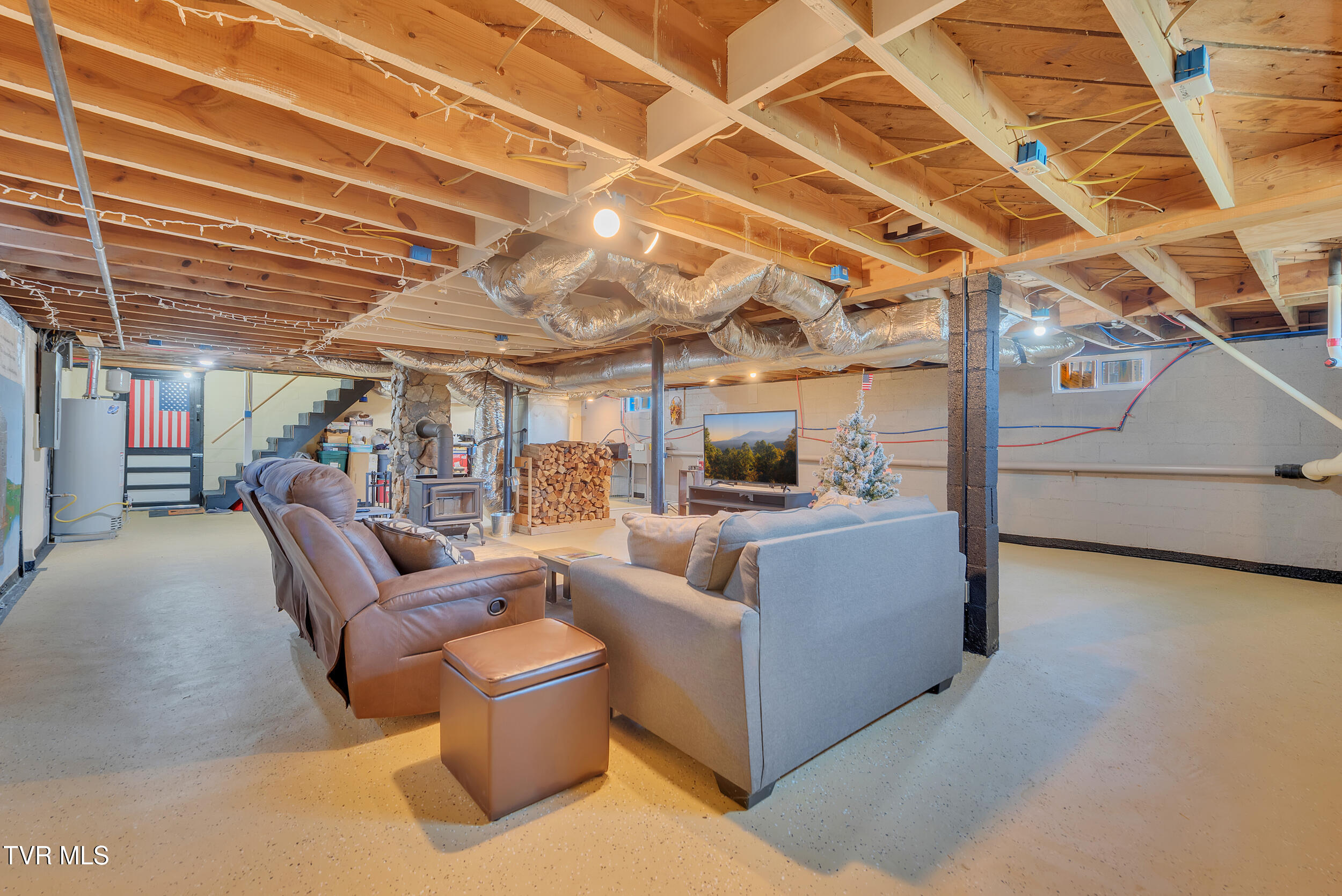 327 Oak Street