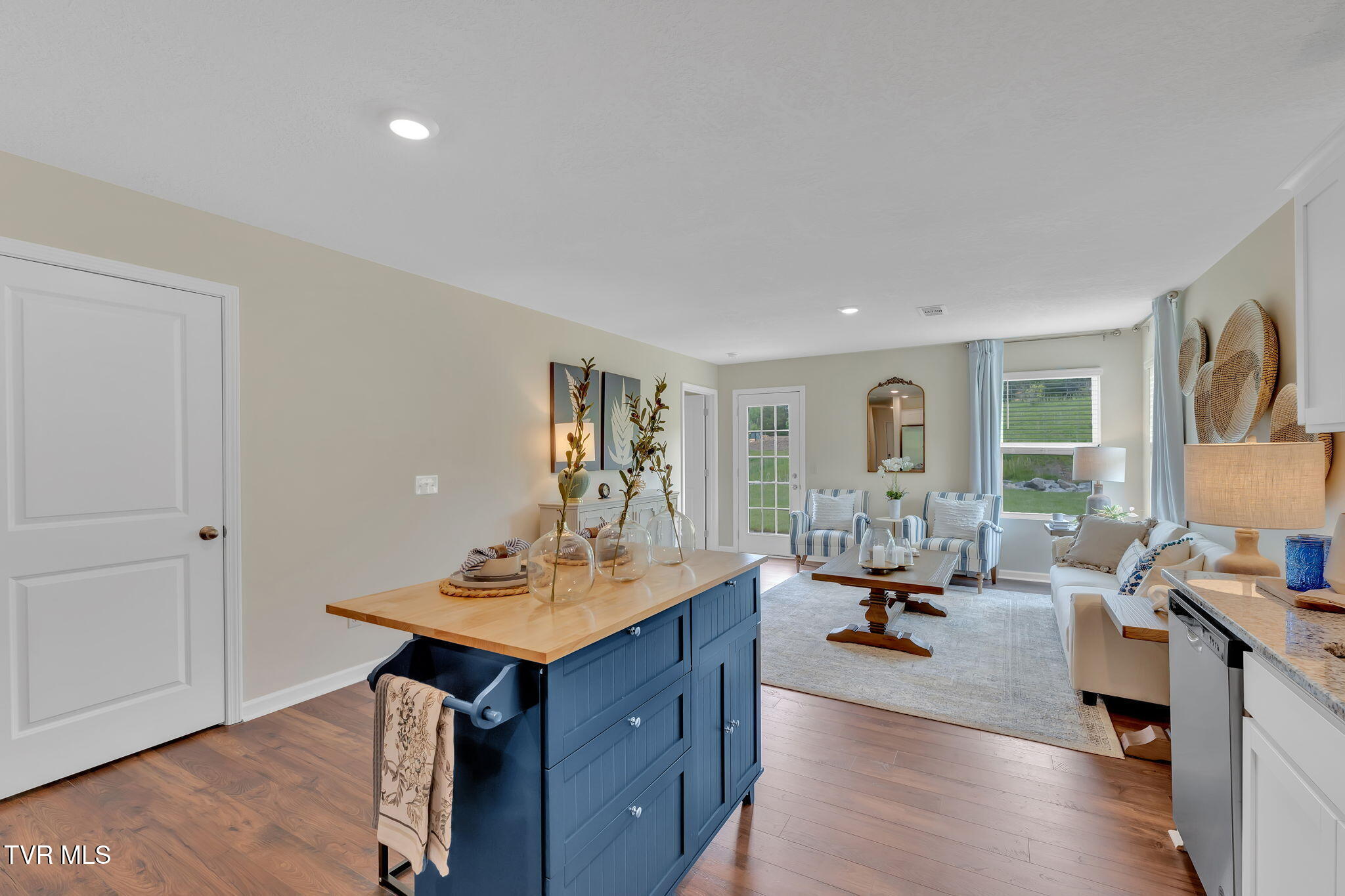 424 Arrowhead Drive