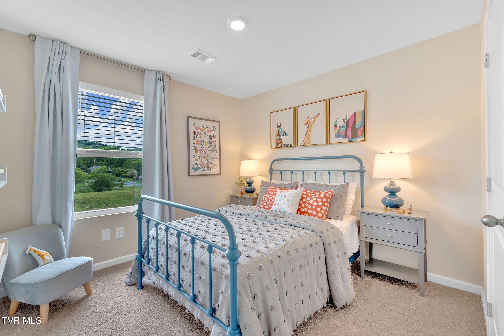 424 Arrowhead Drive