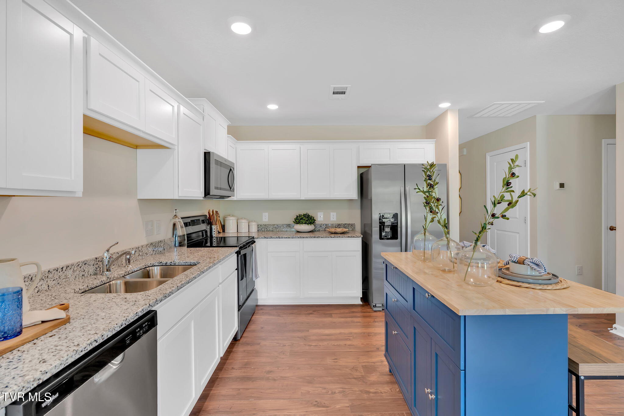 424 Arrowhead Drive
