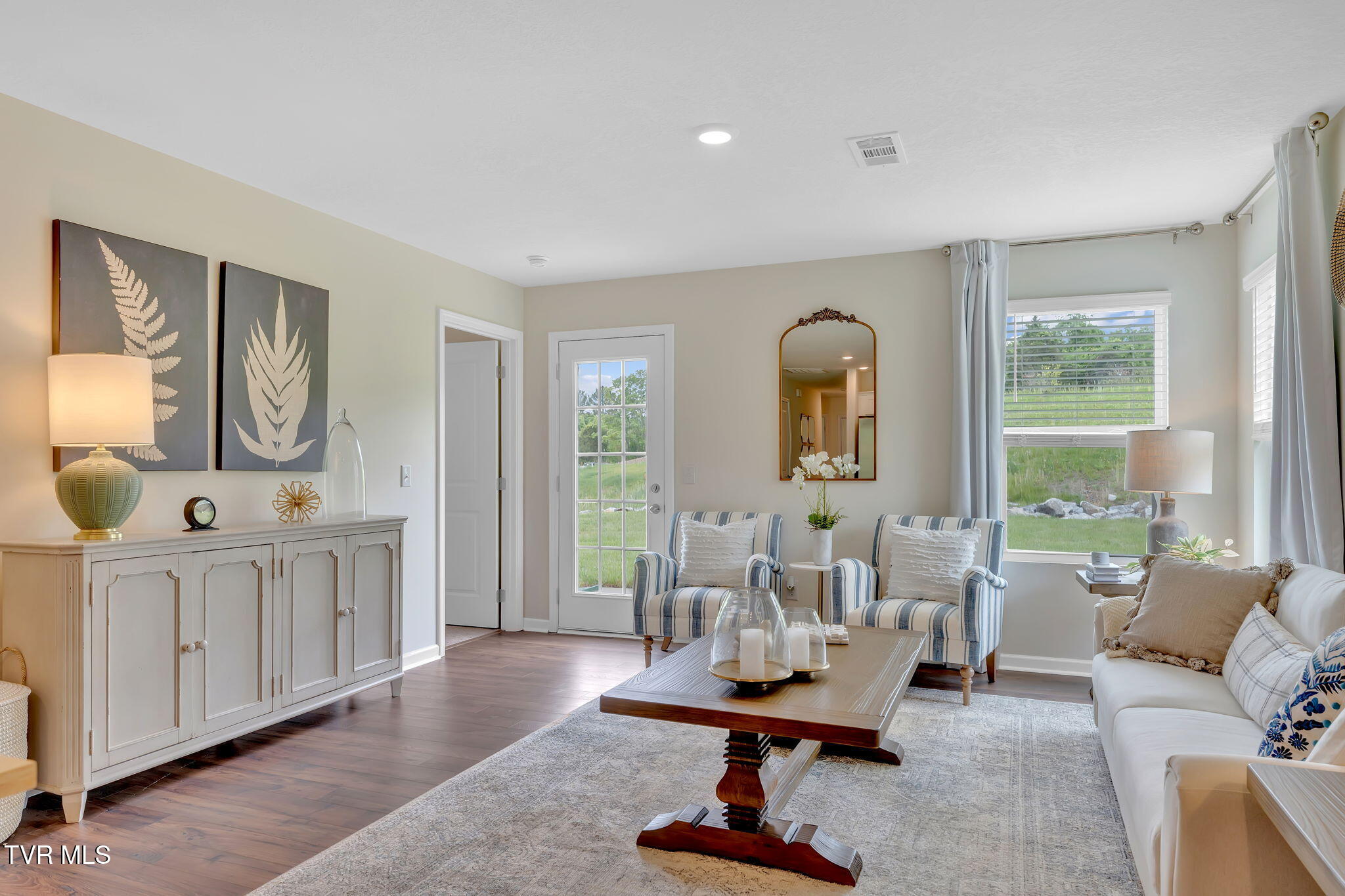 424 Arrowhead Drive