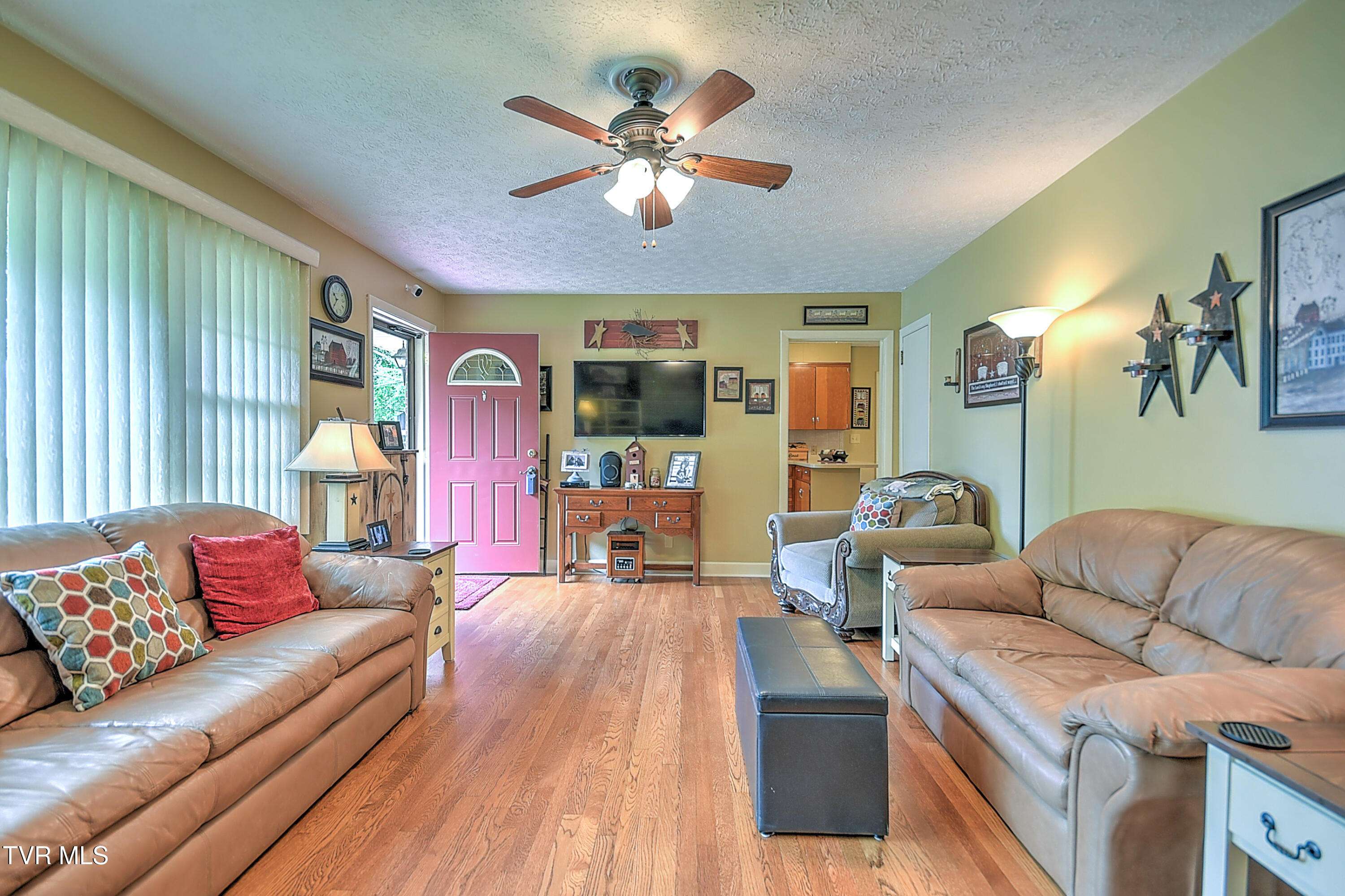 2020 Oakland Street